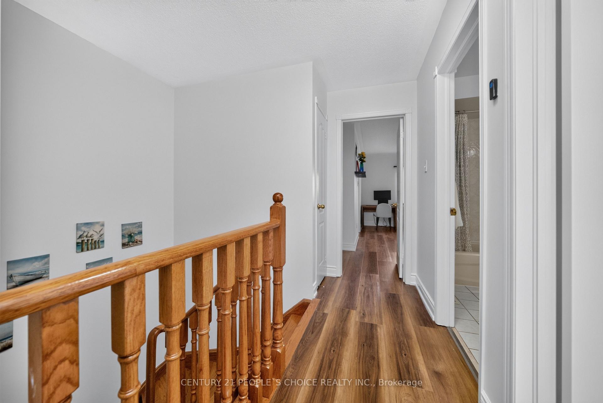 Photo 25 of 44 Monaco Court, Brampton, Fletcher's Meadow — HOMEH