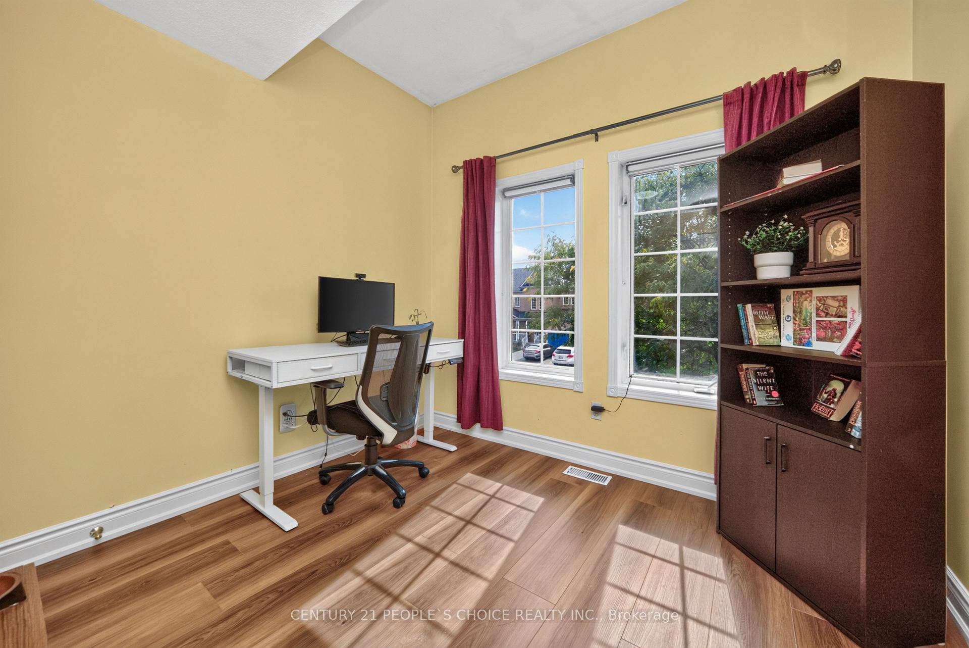 Photo 35 of 44 Monaco Court, Brampton, Fletcher's Meadow — HOMEH