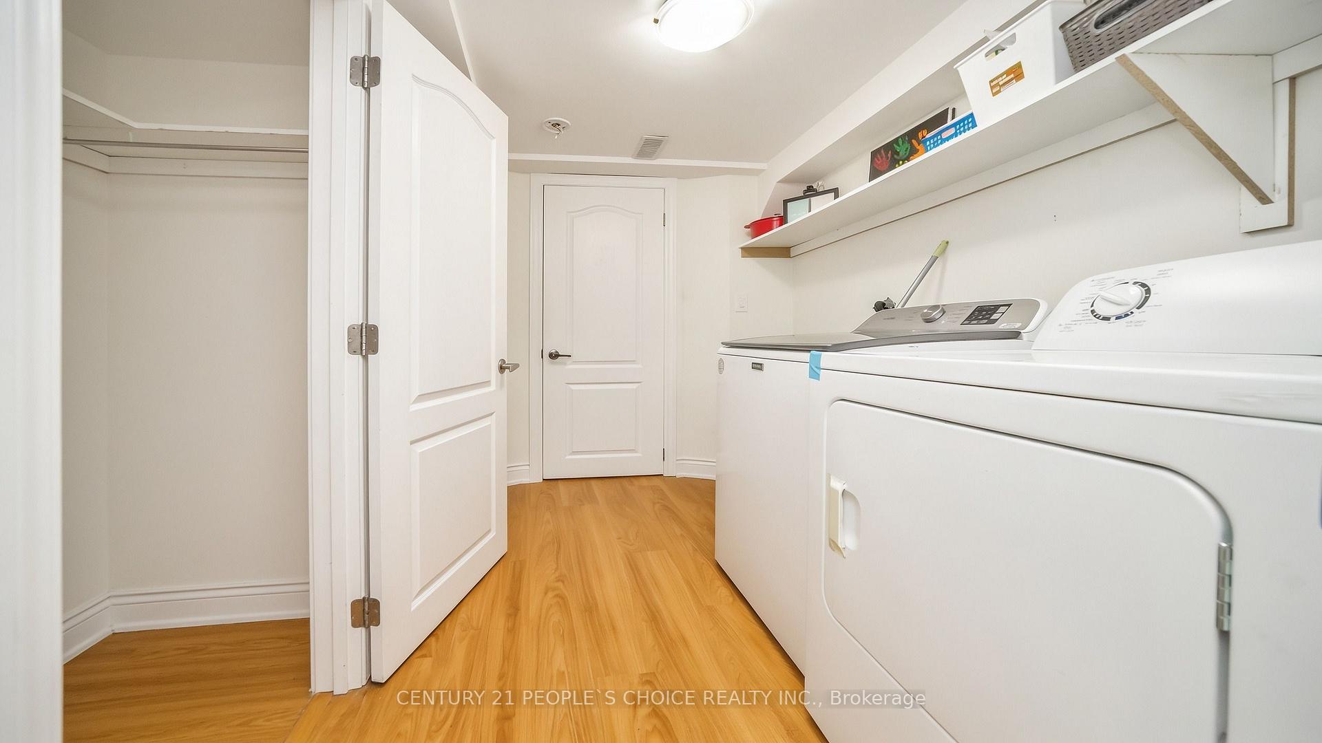 Photo 37 of 44 Monaco Court, Brampton, Fletcher's Meadow — HOMEH