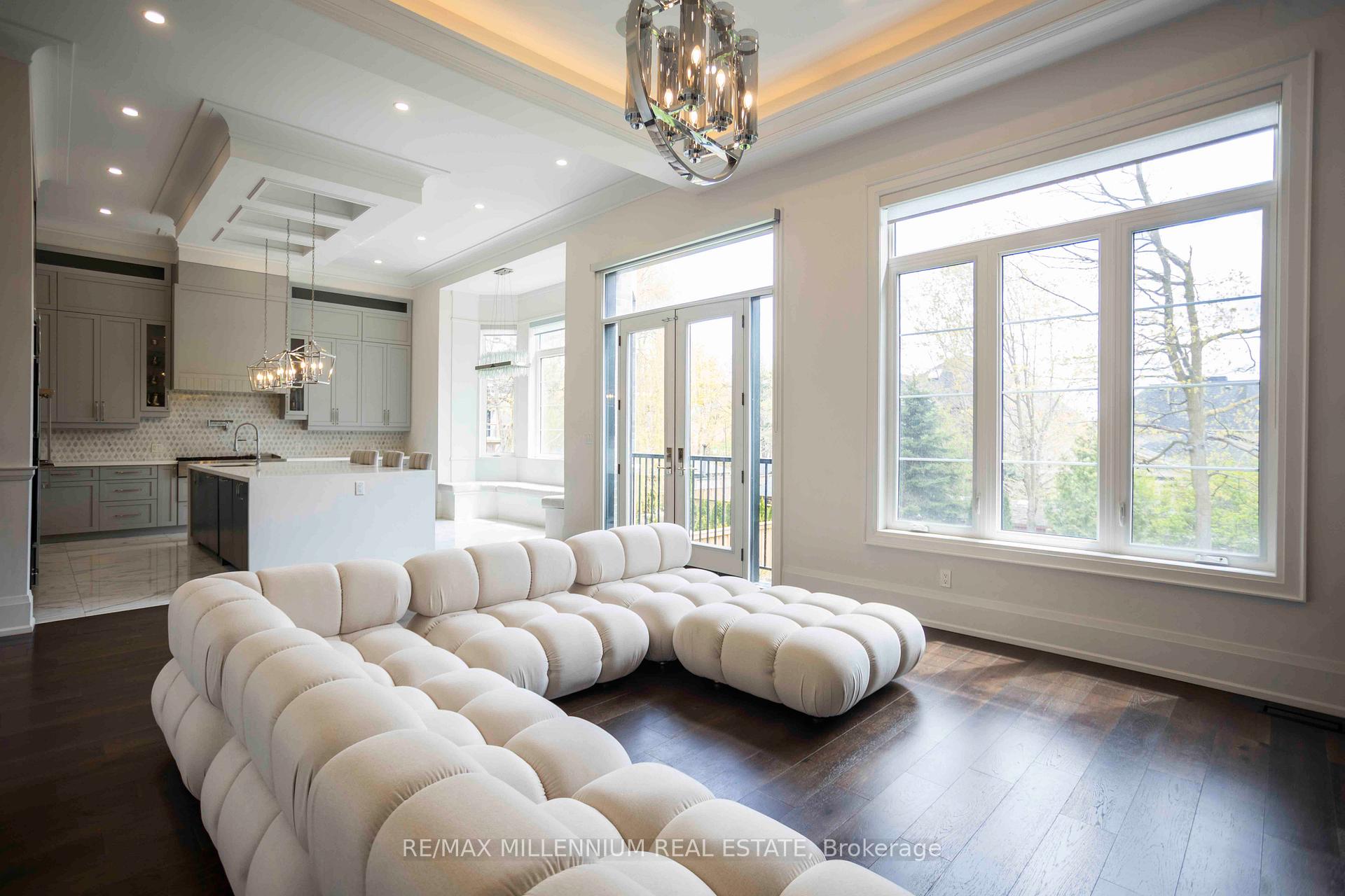 Photo 11 of 413 Sheppard Avenue, Pickering, Woodlands — HOMEH