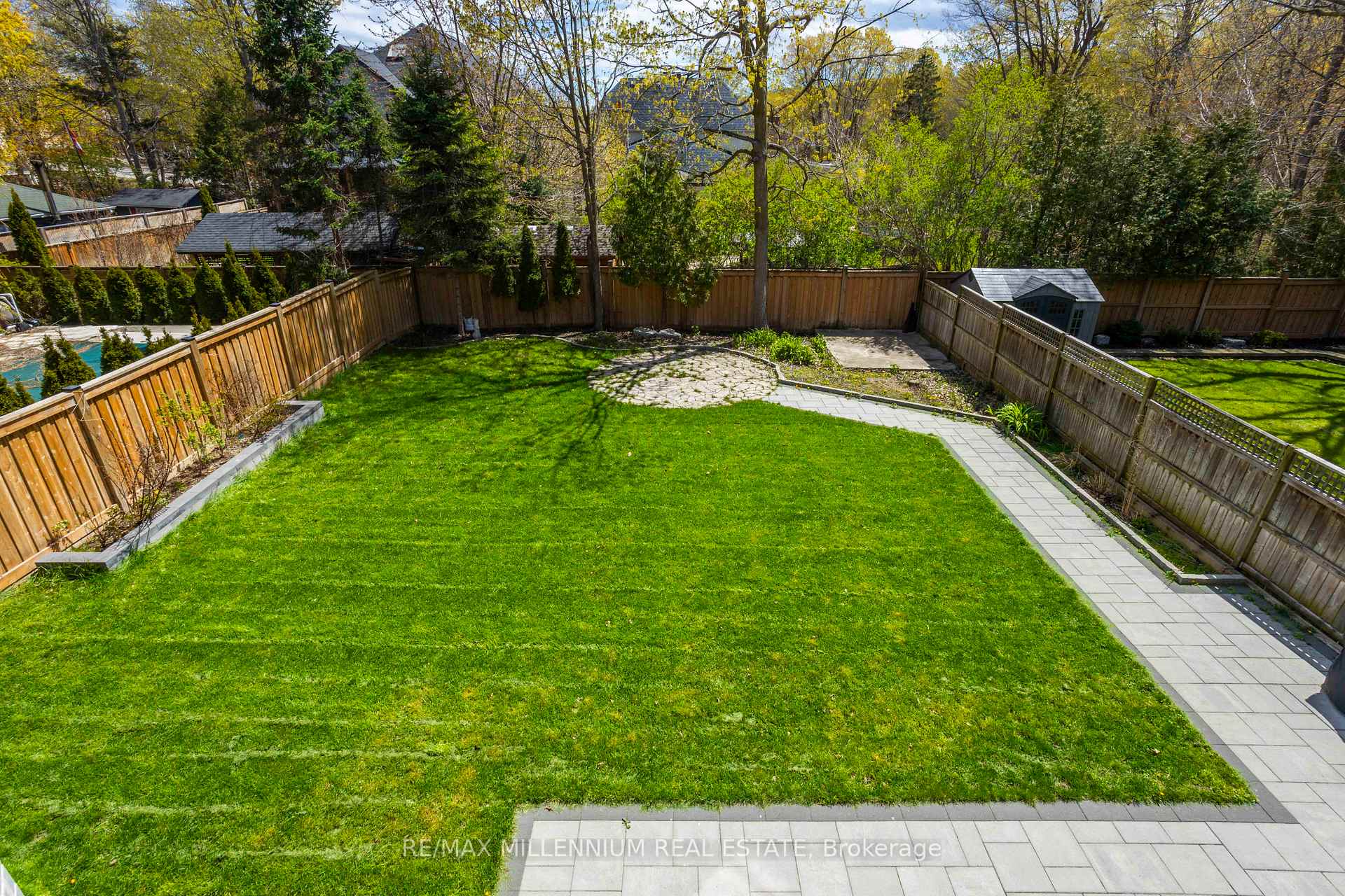Photo 24 of 413 Sheppard Avenue, Pickering, Woodlands — HOMEH