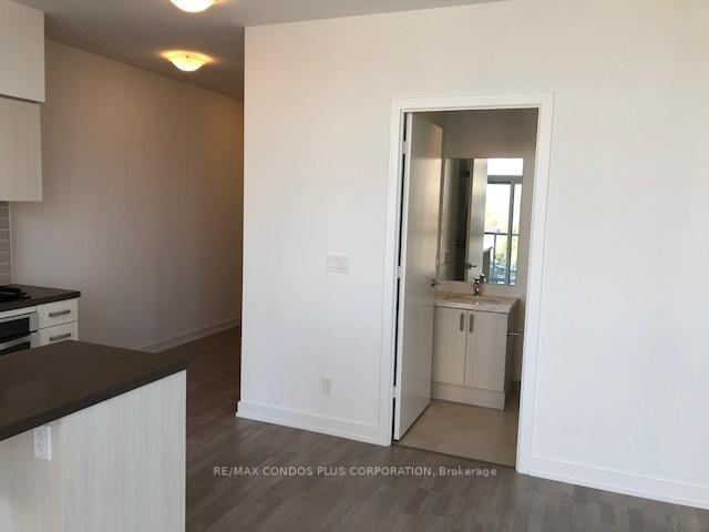 Photo 5 of Unit 614, 501 St Clair Avenue W, Toronto, Casa Loma — HOMEH