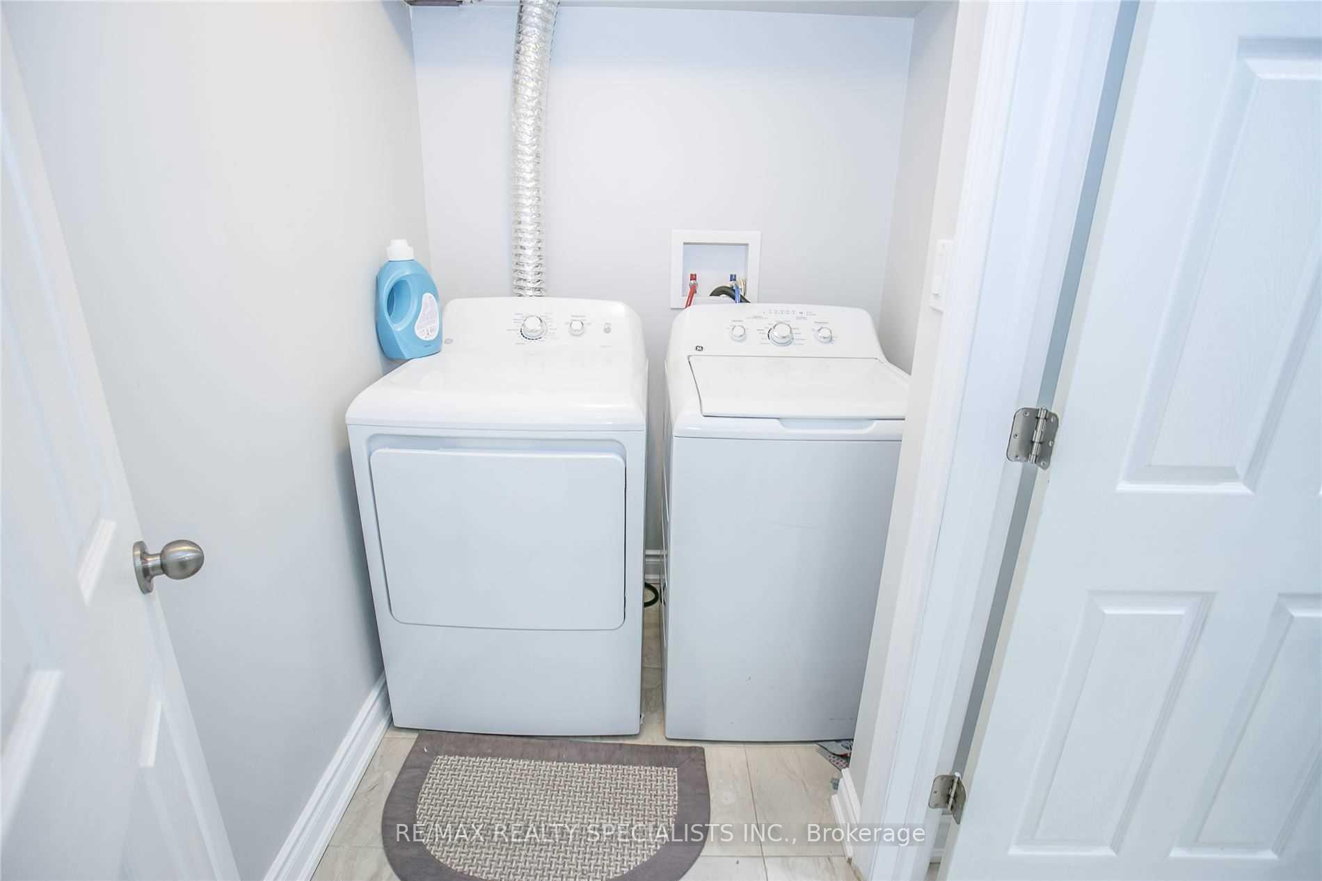 Photo 35 of 88 Robert Parkinson Drive, Brampton, Northwest Brampton — HOMEH