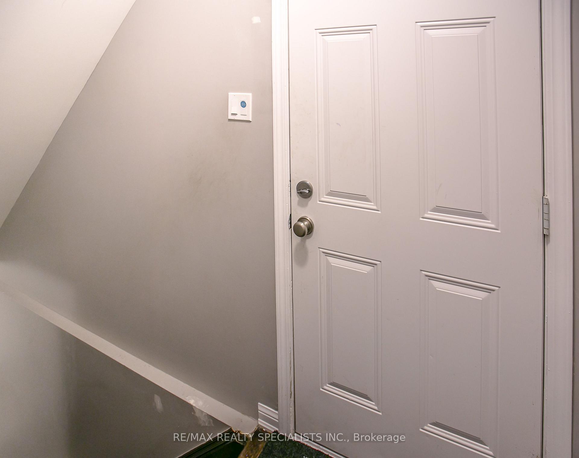 Photo 6 of 88 Robert Parkinson Drive, Brampton, Northwest Brampton — HOMEH