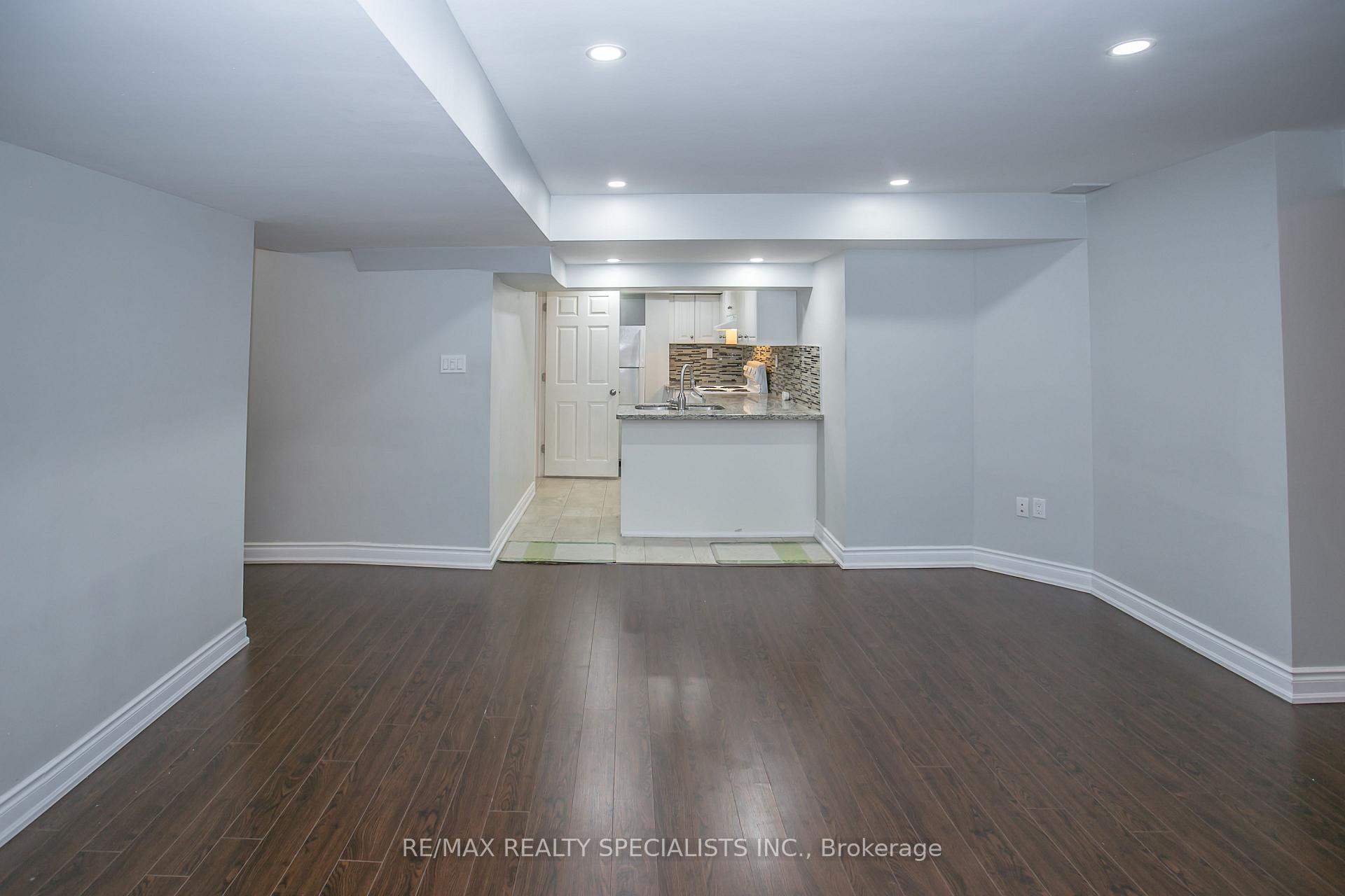 Photo 18 of 88 Robert Parkinson Drive, Brampton, Northwest Brampton — HOMEH