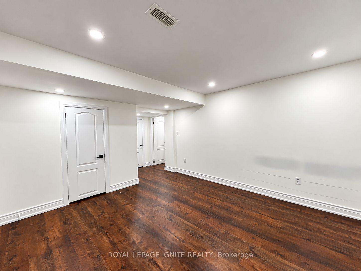 Photo 4 of 7 Aquilina Court, Ajax, Northeast Ajax — HOMEH