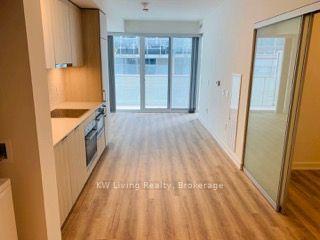 Photo 8 of Unit 609, 15 Queens Quay E, Toronto, Waterfront Communities — HOMEH