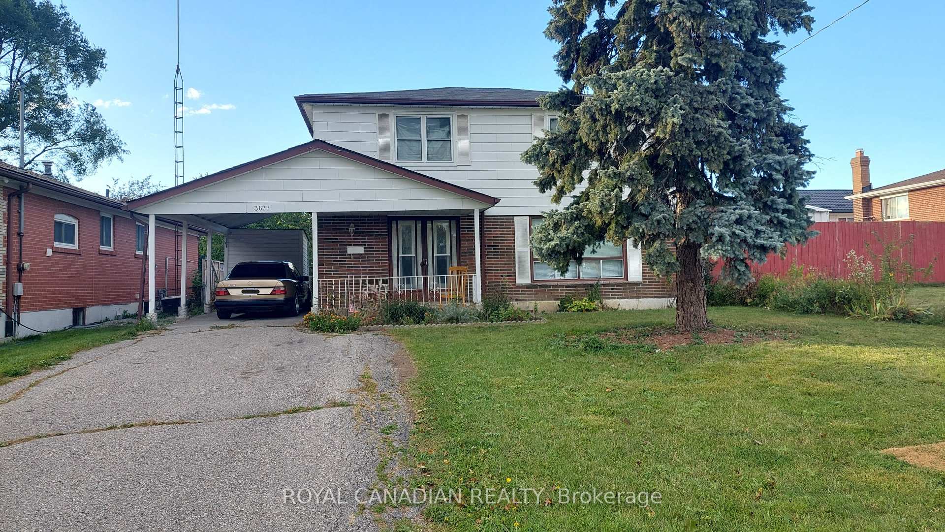 Photo of 3677 Woodruff Crescent