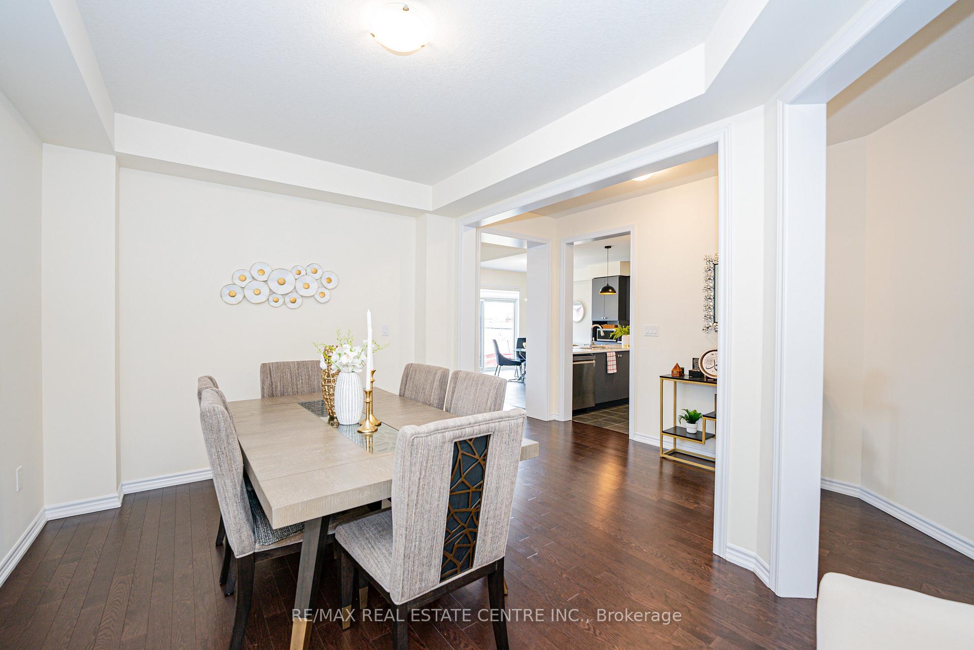 Photo 8 of 22 Oaktree Drive, Haldimand — HOMEH