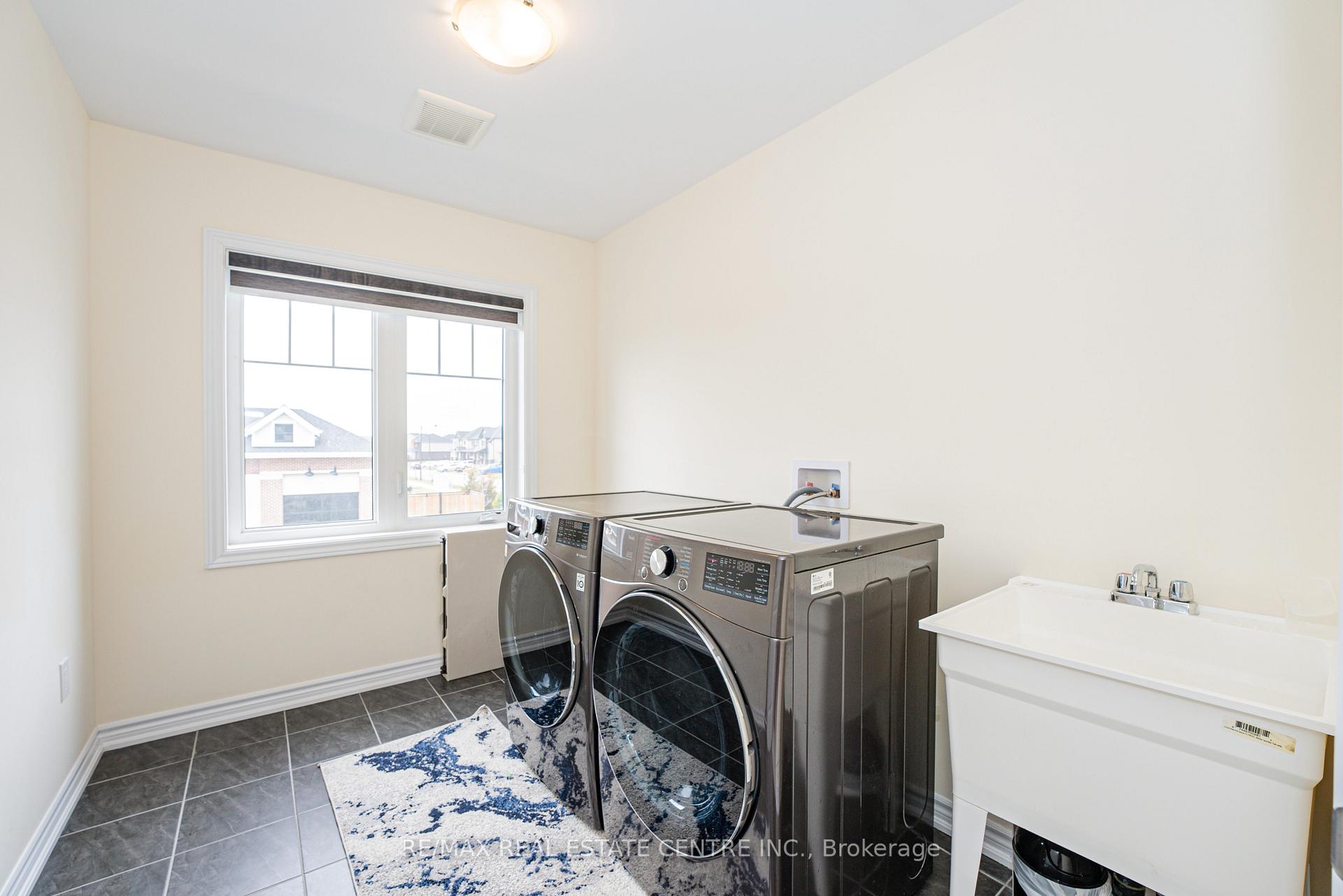 Photo 39 of 22 Oaktree Drive, Haldimand — HOMEH