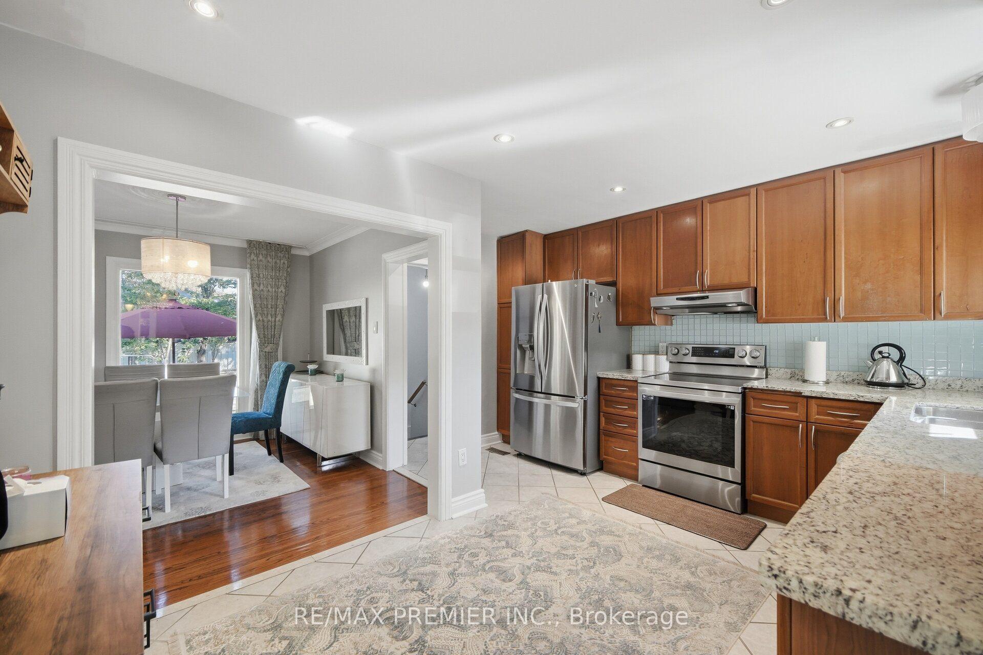 Photo 7 of 91 Wigmore Drive, North York, Victoria Village — HOMEH