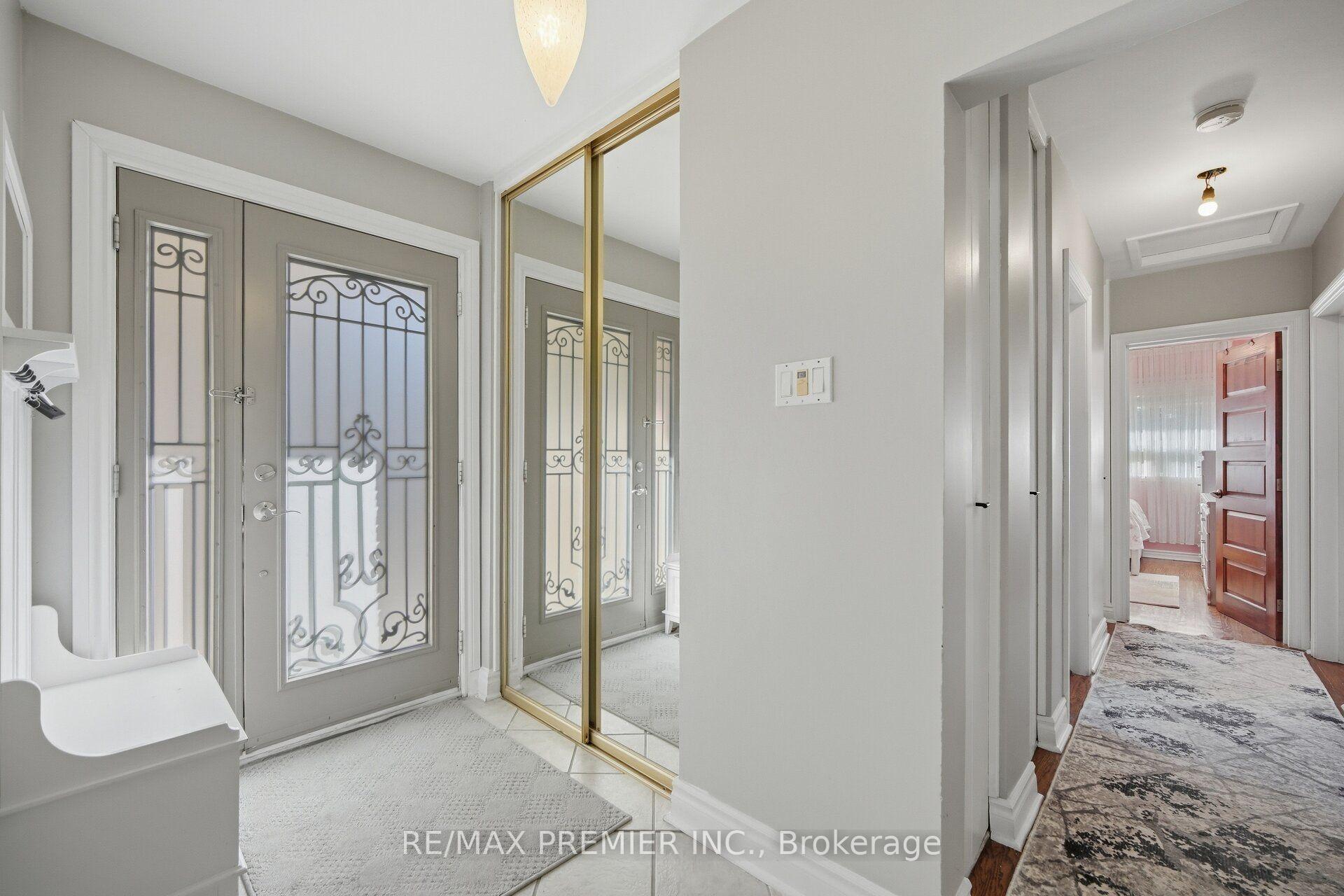 Photo 6 of 91 Wigmore Drive, North York, Victoria Village — HOMEH