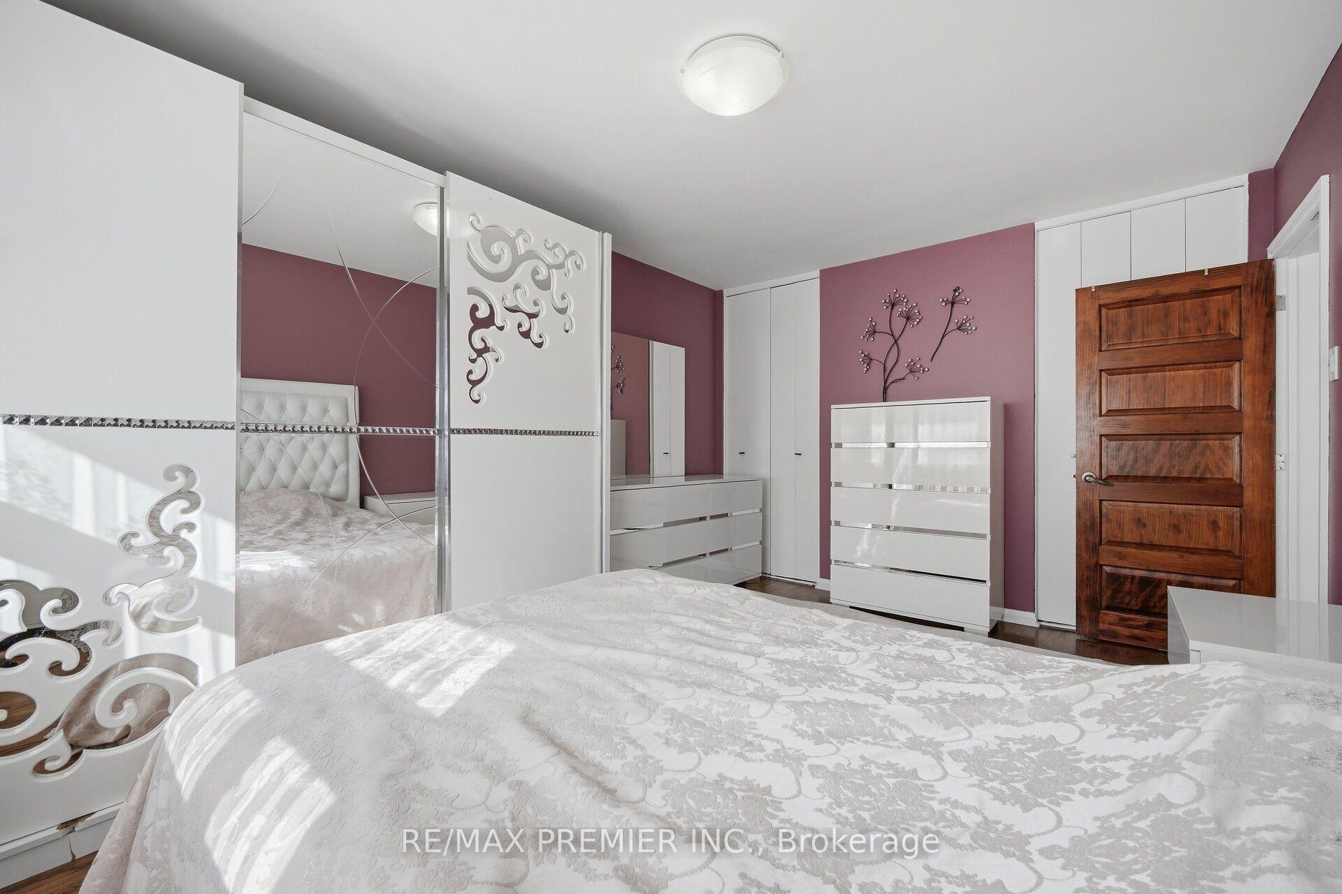 Photo 19 of 91 Wigmore Drive, North York, Victoria Village — HOMEH