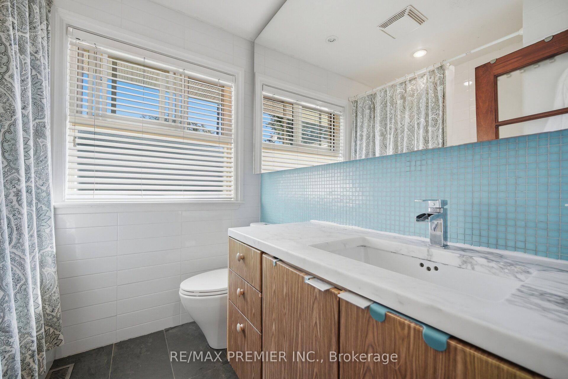 Photo 24 of 91 Wigmore Drive, North York, Victoria Village — HOMEH