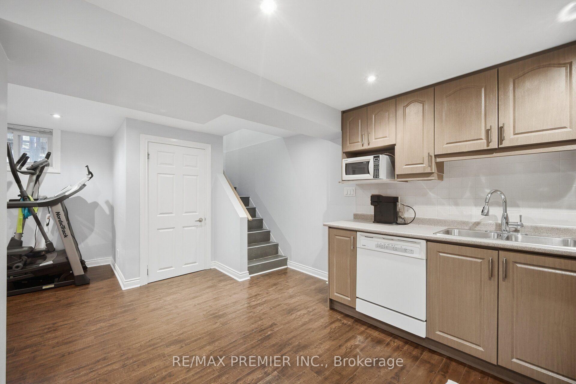 Photo 25 of 91 Wigmore Drive, North York, Victoria Village — HOMEH