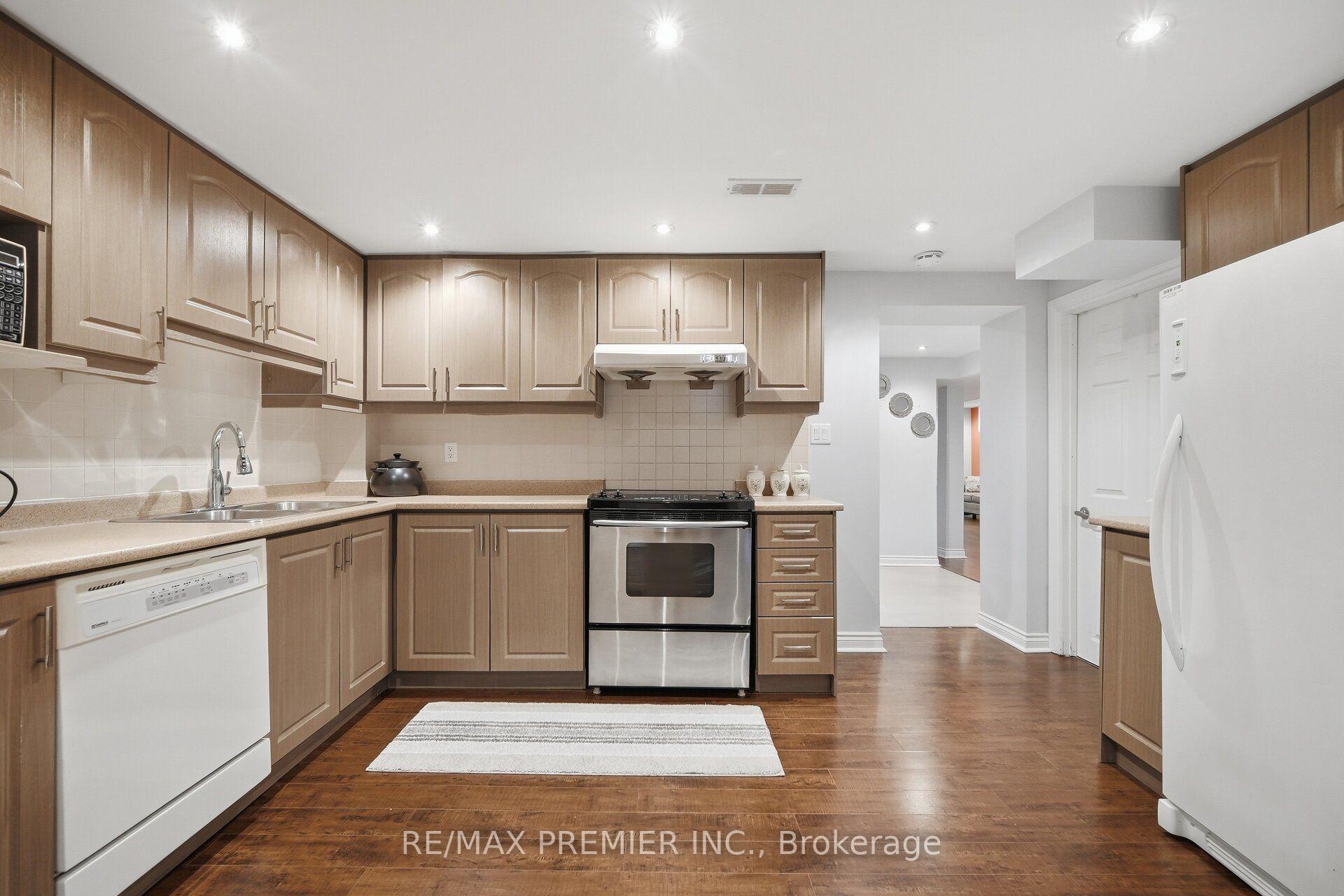 Photo 27 of 91 Wigmore Drive, North York, Victoria Village — HOMEH