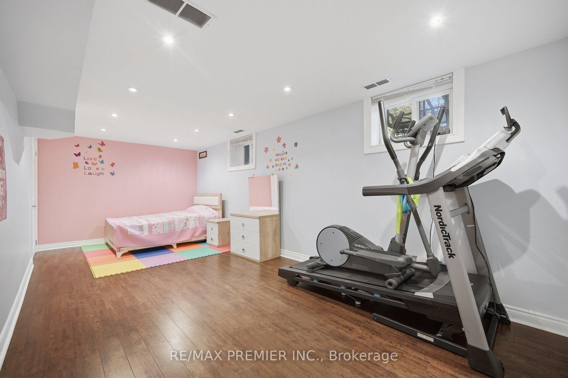 Photo 28 of 91 Wigmore Drive, North York, Victoria Village — HOMEH