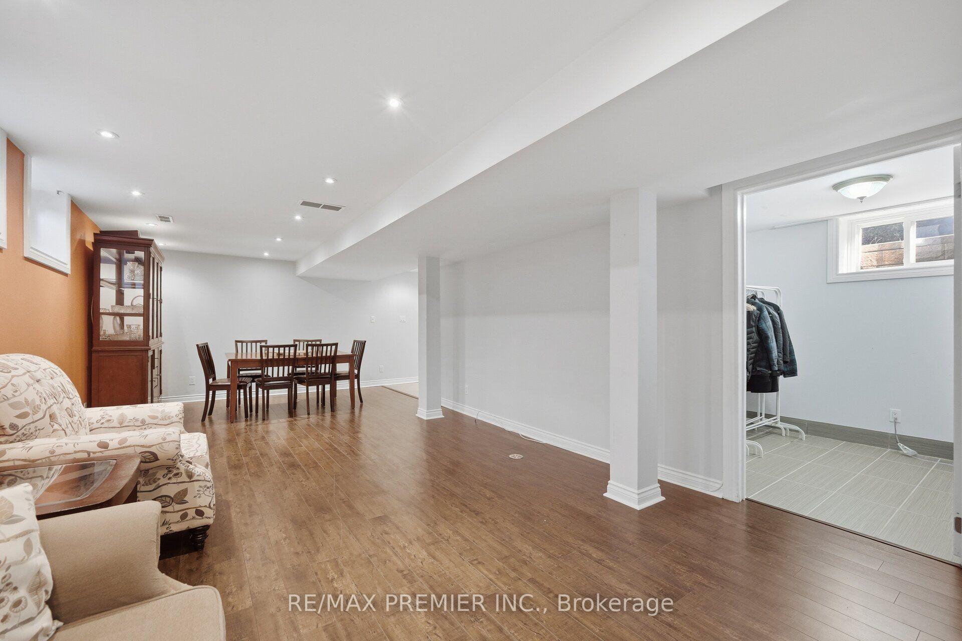 Photo 35 of 91 Wigmore Drive, North York, Victoria Village — HOMEH