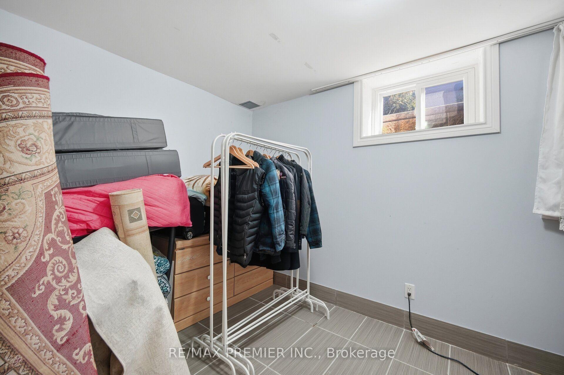 Photo 36 of 91 Wigmore Drive, North York, Victoria Village — HOMEH