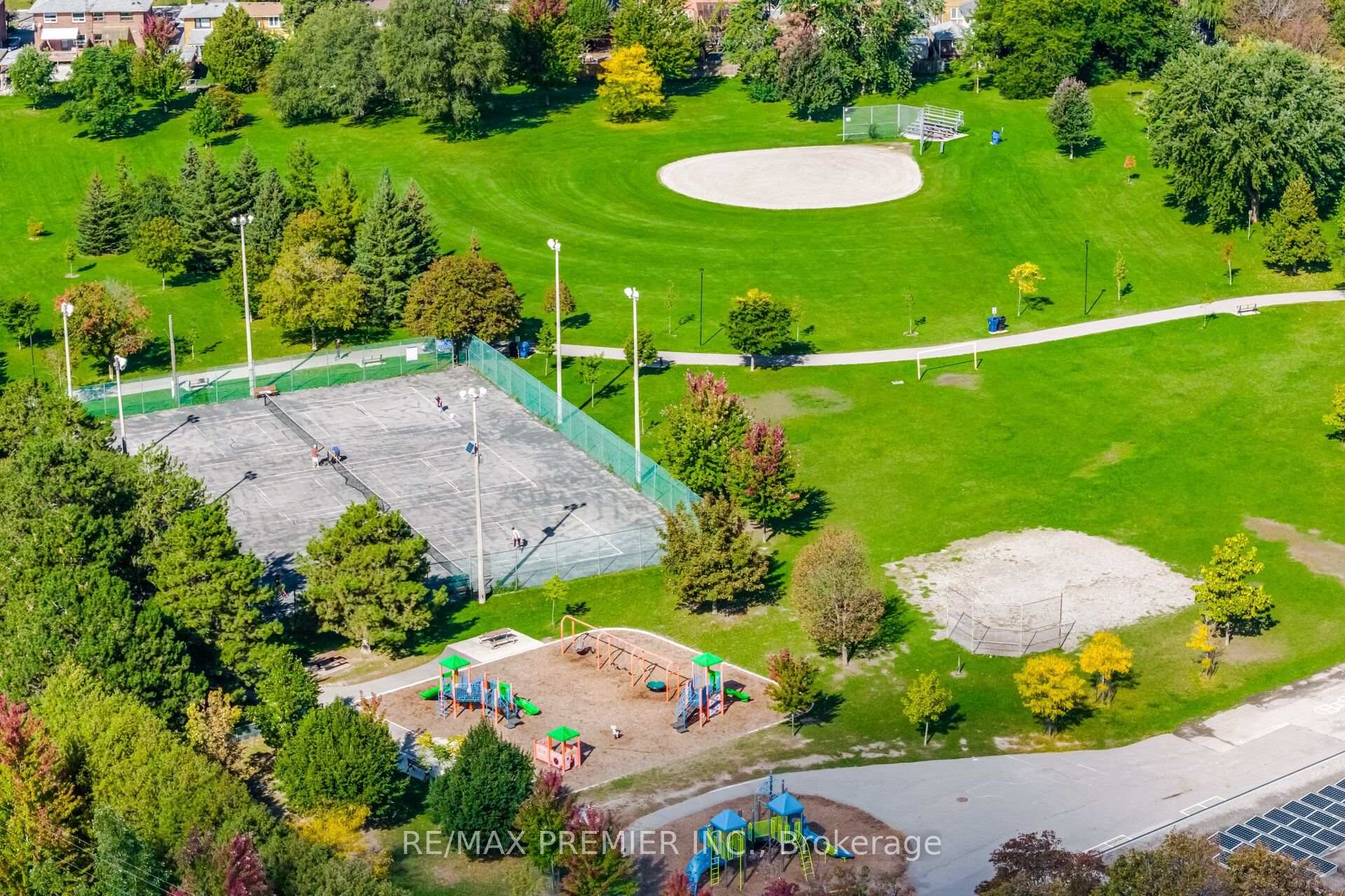 Photo 49 of 91 Wigmore Drive, North York, Victoria Village — HOMEH