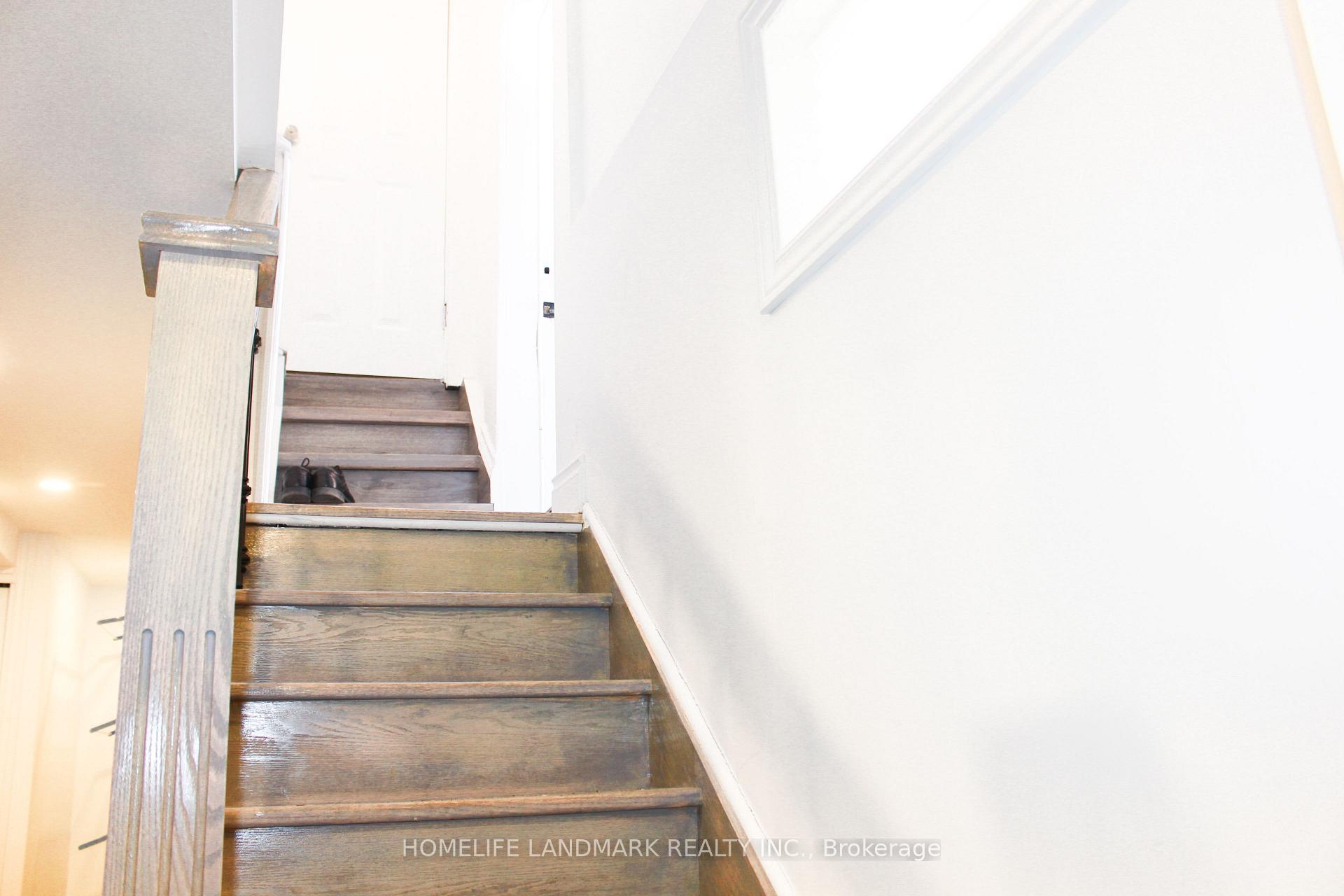 Photo 3 of 38 Glenvalley Drive, North York, Mount Dennis — HOMEH