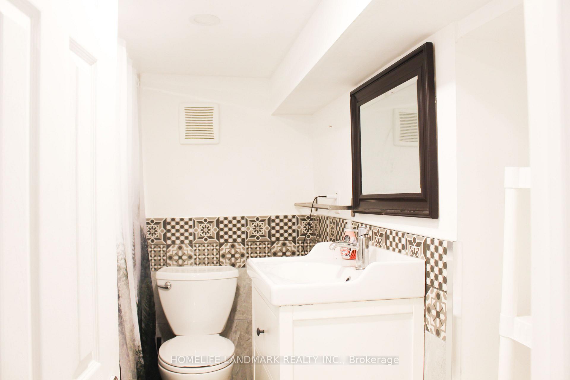 Photo 10 of 38 Glenvalley Drive, North York, Mount Dennis — HOMEH