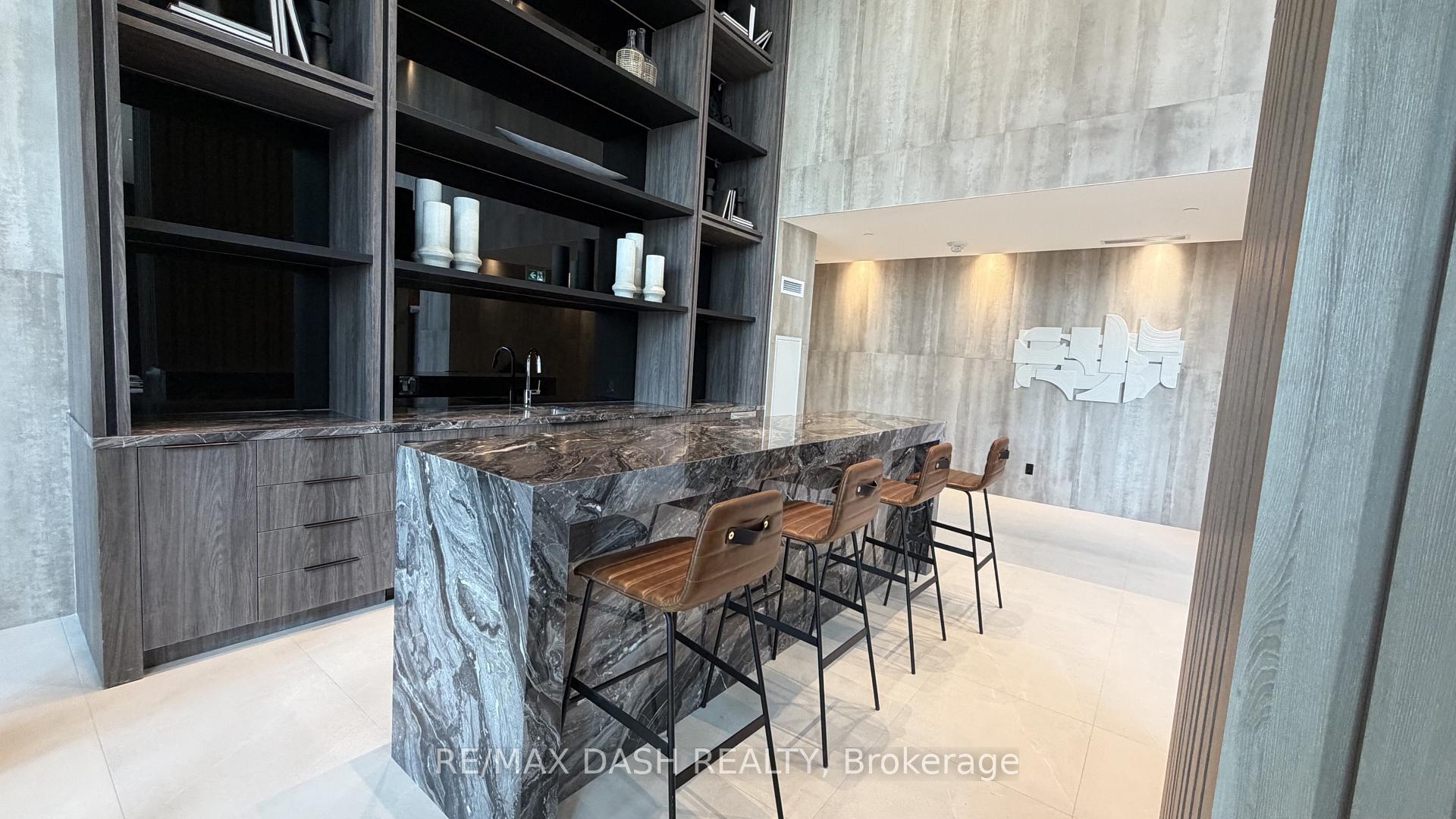 Photo 3 of Unit 2820, 6 Flavelle Trail, Vaughan, Steeles West Industrial — HOMEH
