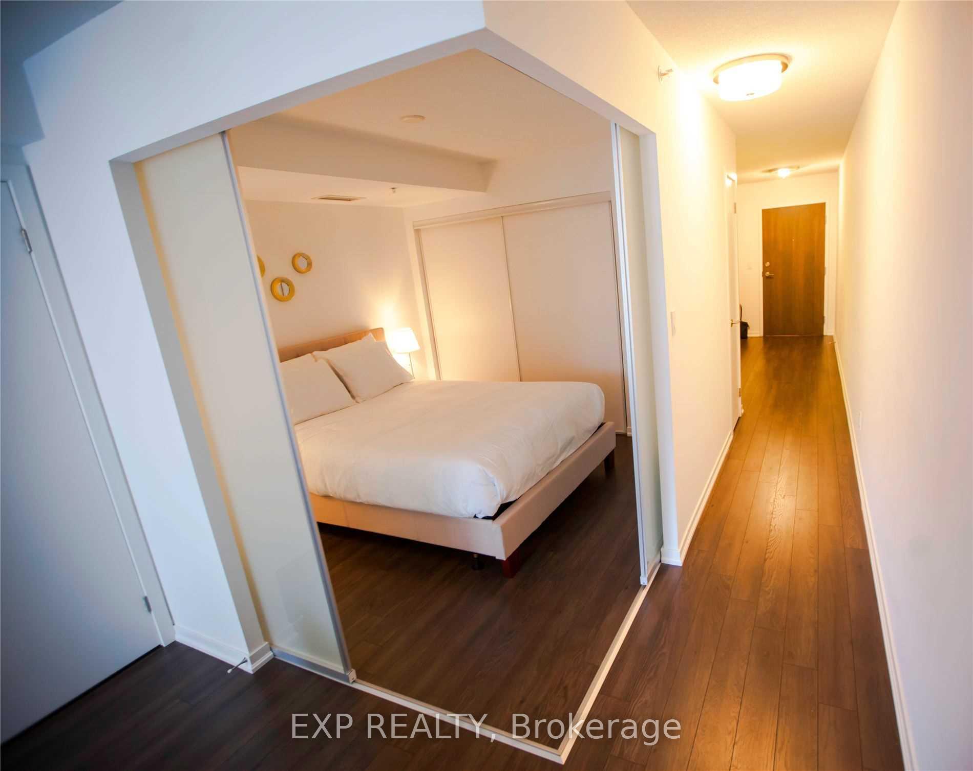 Photo 4 of 68 Abell Street, Toronto, Little Portugal — HOMEH