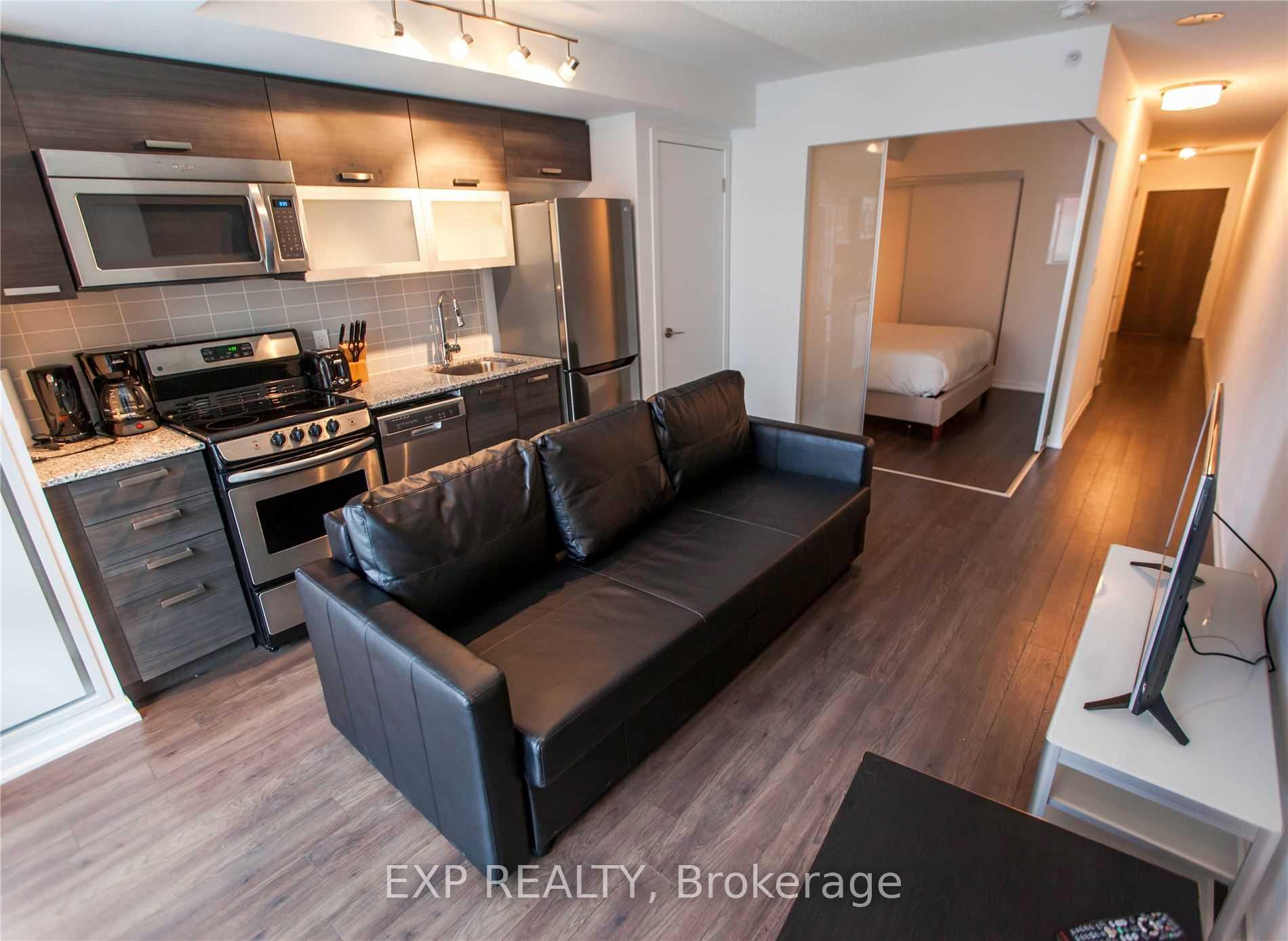 Photo 6 of 68 Abell Street, Toronto, Little Portugal — HOMEH