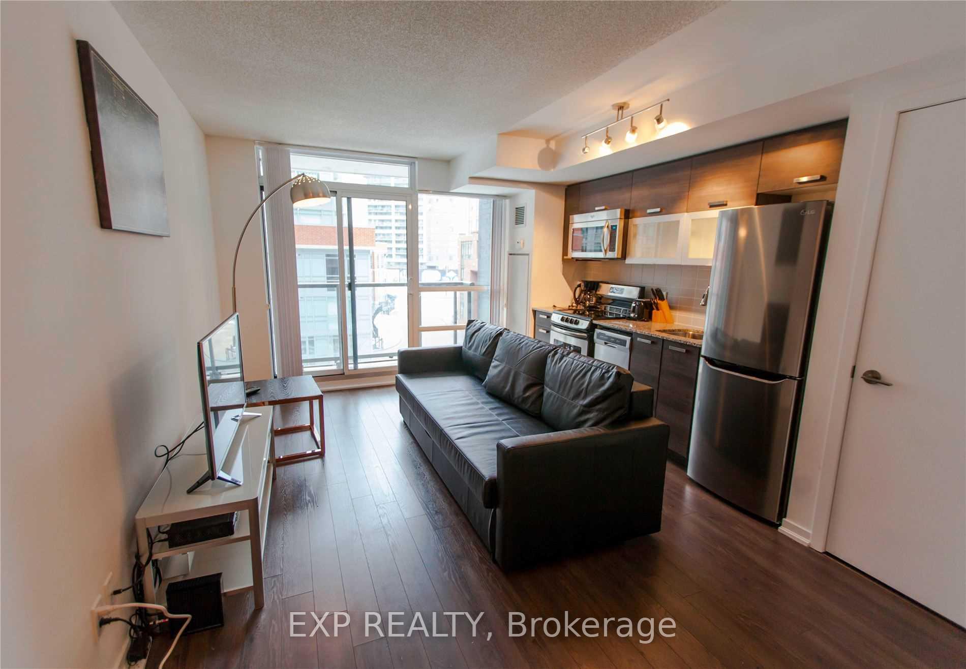 Photo 7 of 68 Abell Street, Toronto, Little Portugal — HOMEH