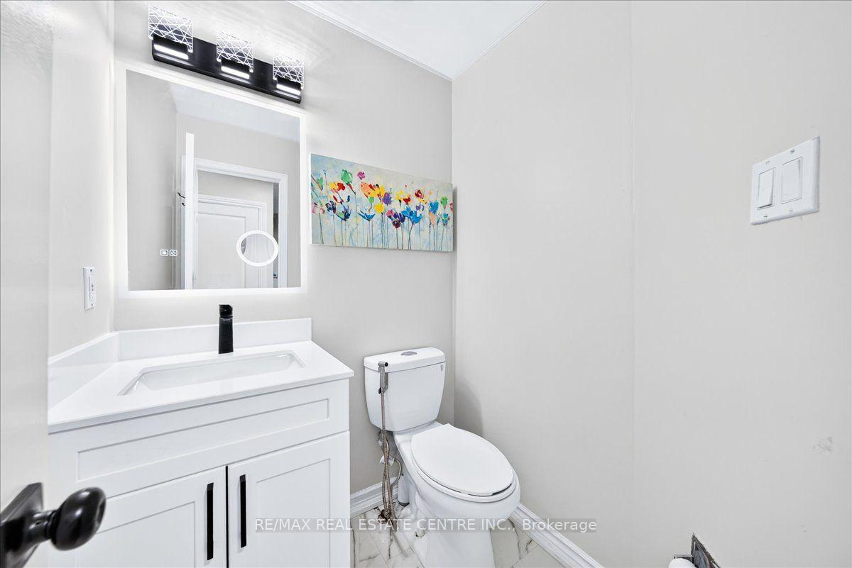 Photo 15 of 257 Wright Crescent, Ajax, Central — HOMEH