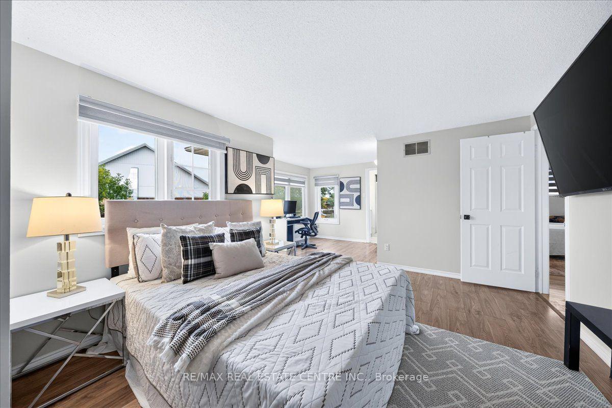 Photo 27 of 257 Wright Crescent, Ajax, Central — HOMEH
