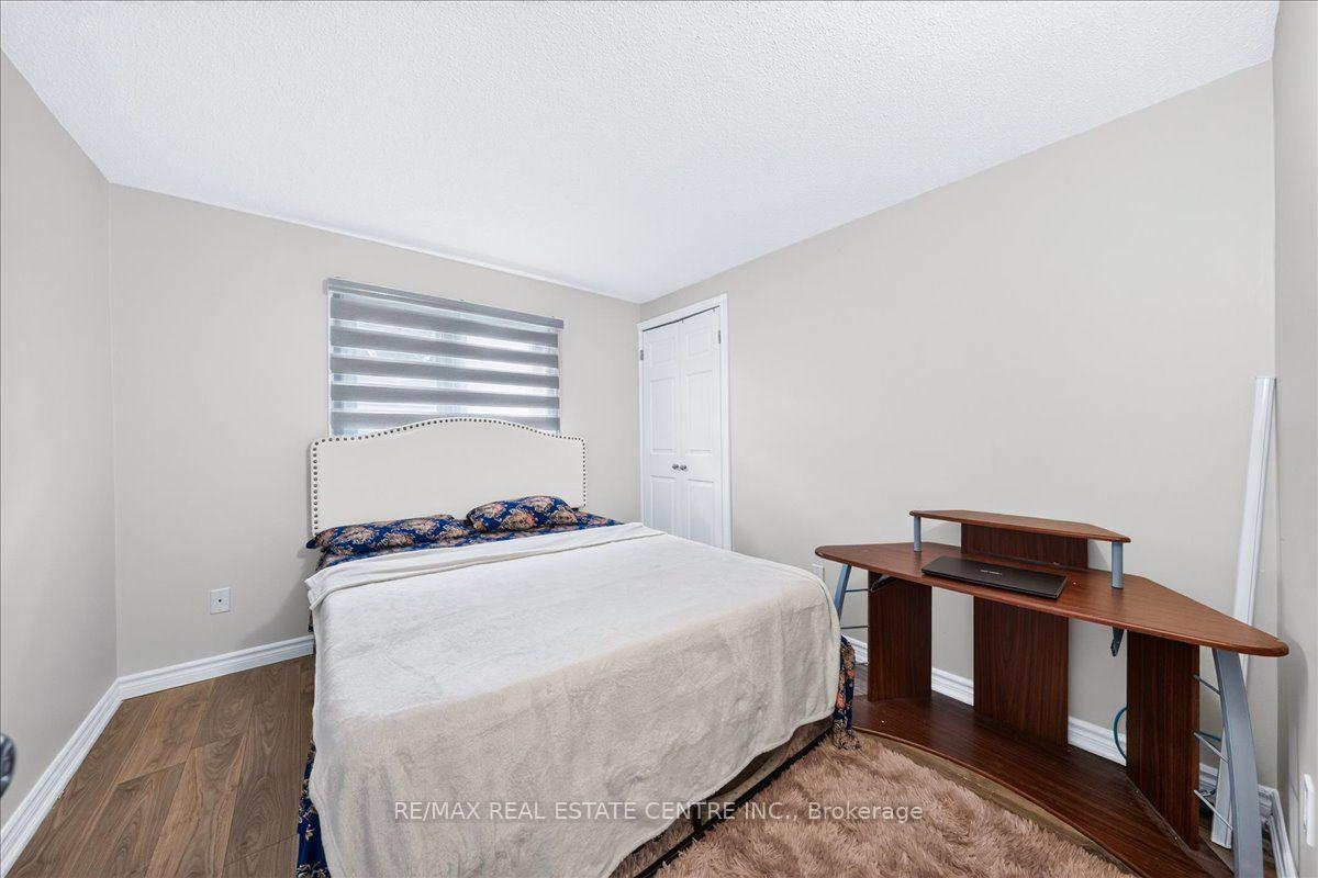 Photo 32 of 257 Wright Crescent, Ajax, Central — HOMEH