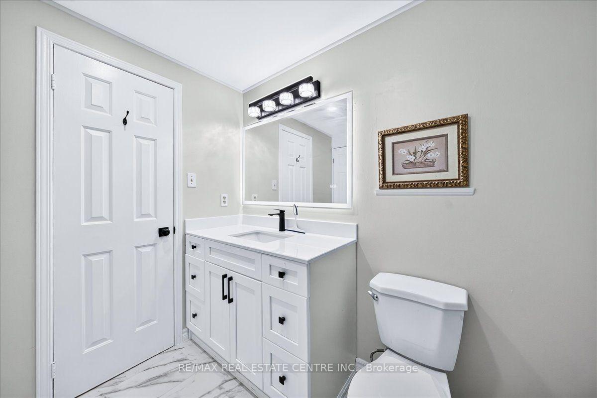 Photo 37 of 257 Wright Crescent, Ajax, Central — HOMEH