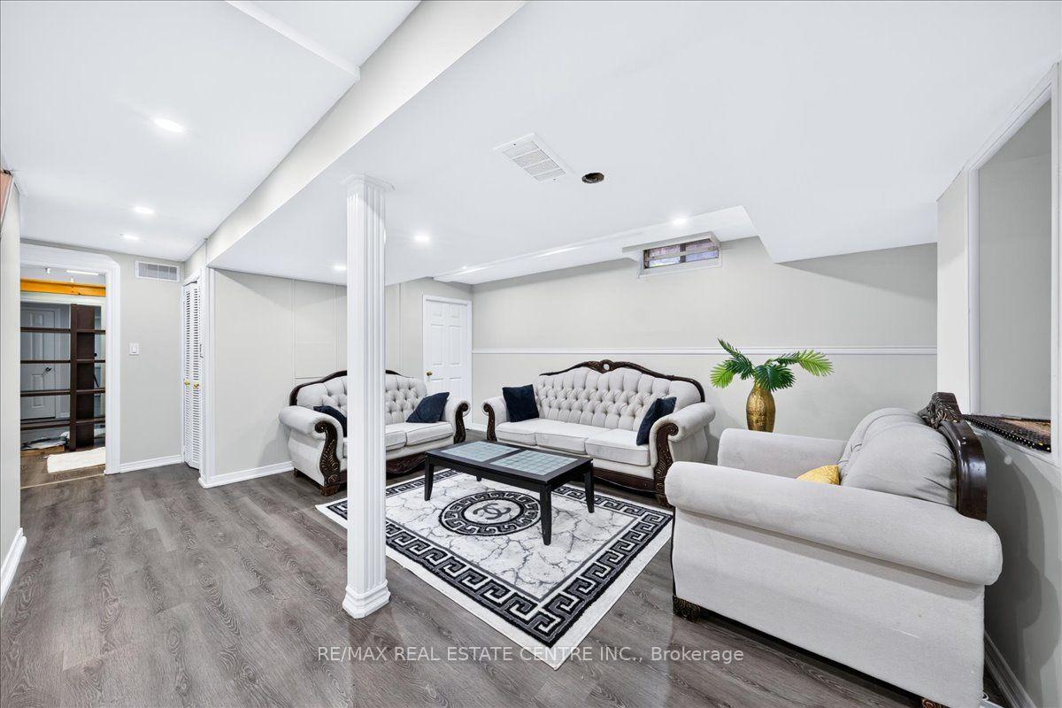 Photo 40 of 257 Wright Crescent, Ajax, Central — HOMEH