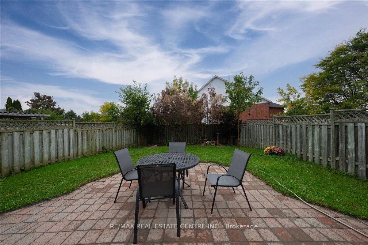 Photo 48 of 257 Wright Crescent, Ajax, Central — HOMEH