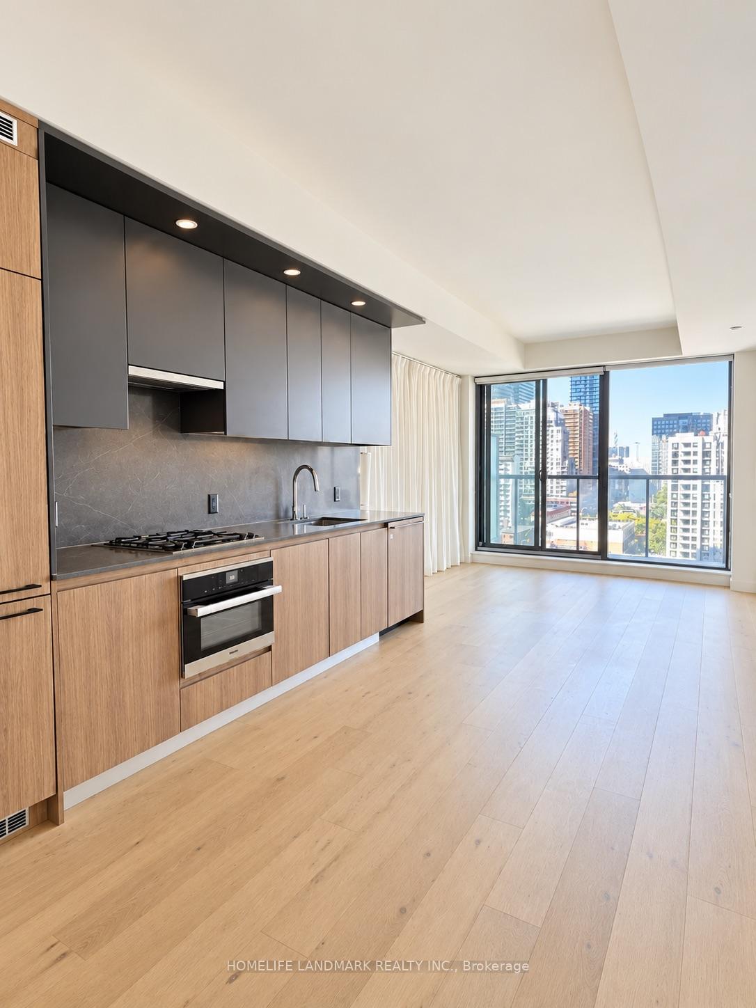 Photo 4 of Unit 1206, 81 Wellesley Street, Toronto, Church-Yonge Corridor — HOMEH