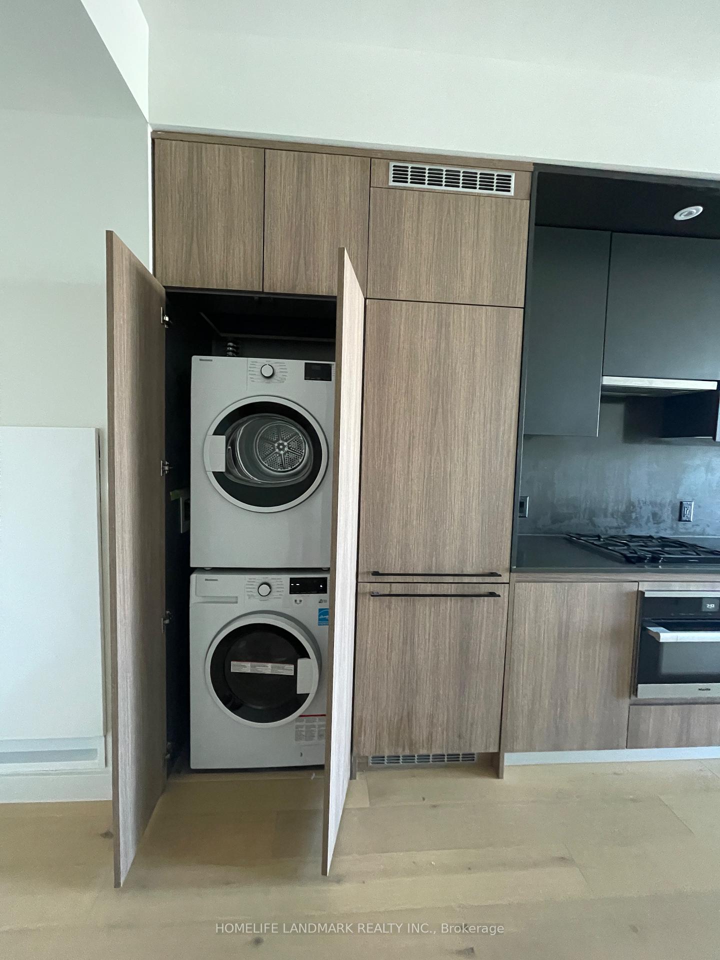 Photo 11 of Unit 1206, 81 Wellesley Street, Toronto, Church-Yonge Corridor — HOMEH