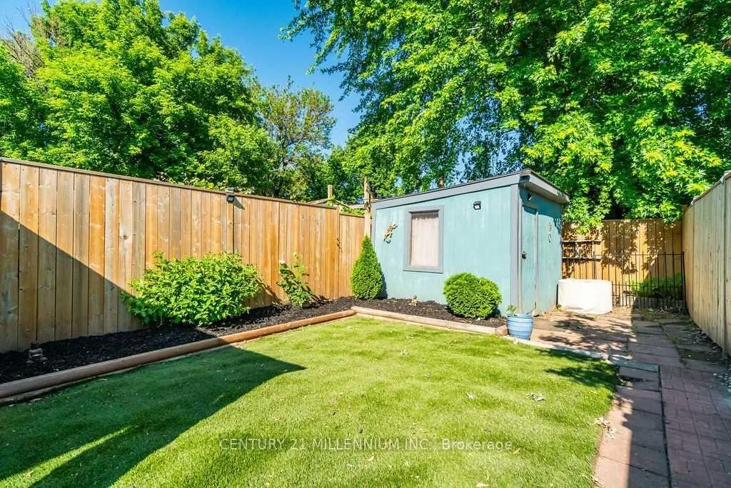 Photo 62 of 20 Dickson Street, Hamilton, North End — HOMEH