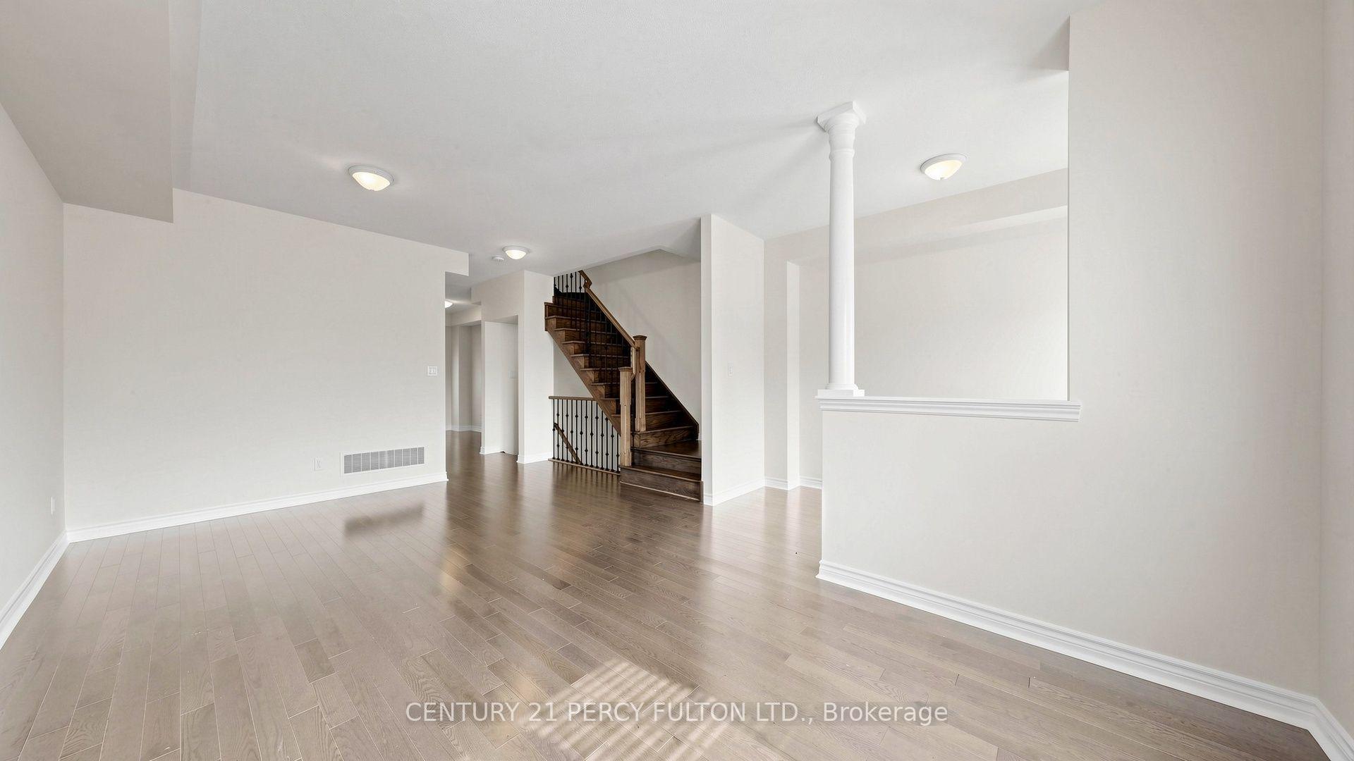 Photo 12 of 64 Ferris Square, Clarington, Courtice — HOMEH
