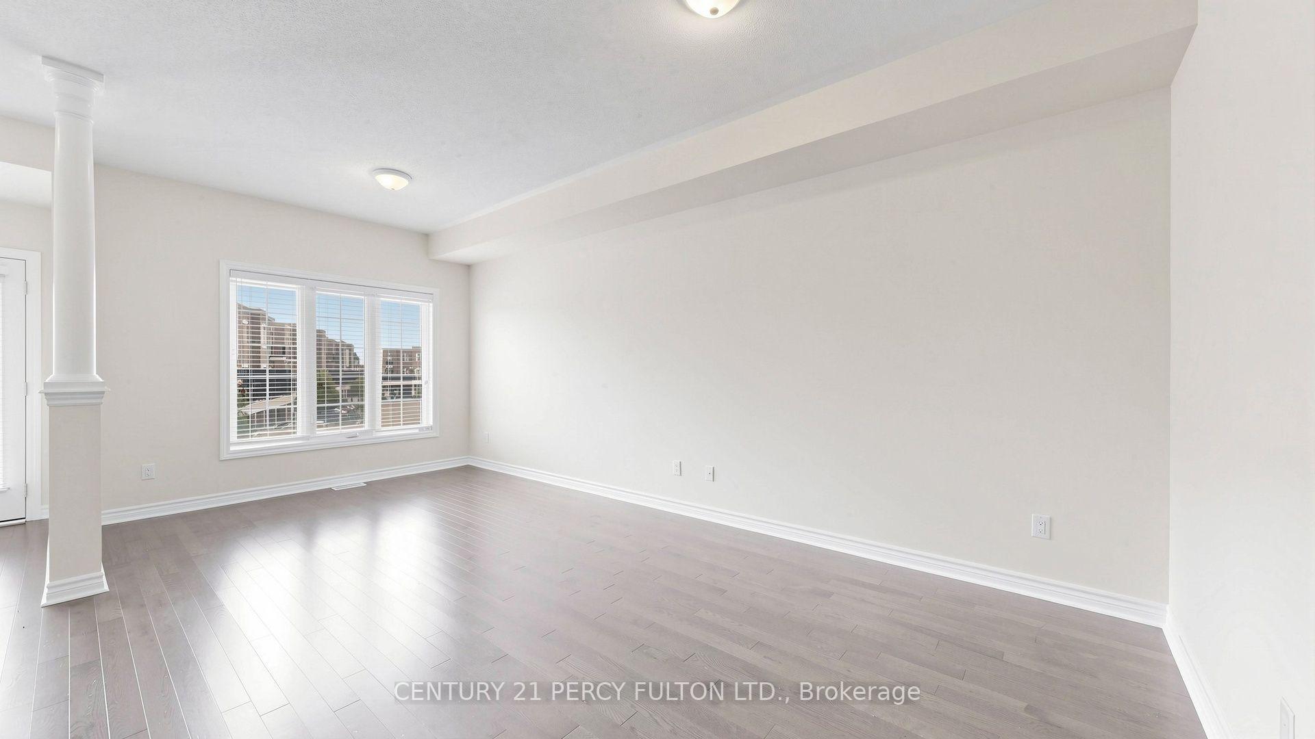 Photo 13 of 64 Ferris Square, Clarington, Courtice — HOMEH