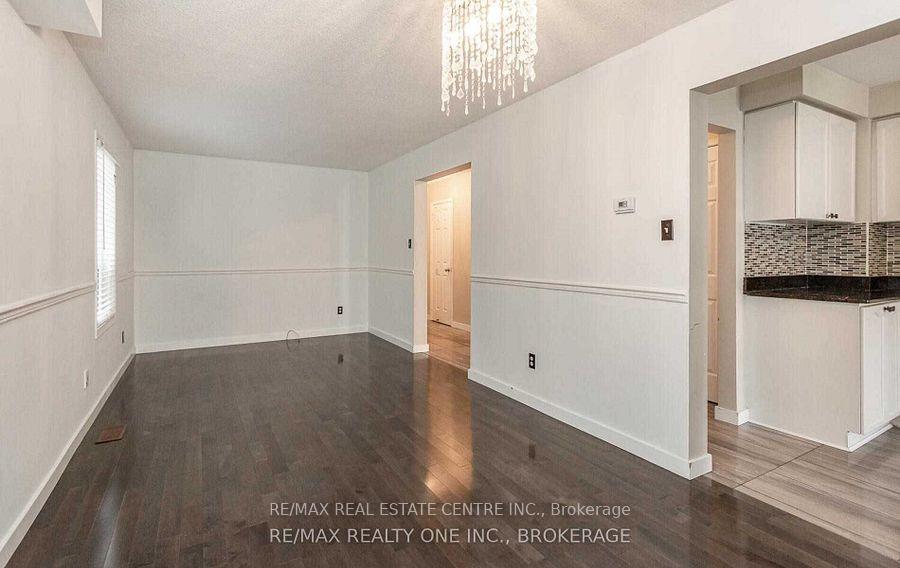 Photo 7 of Unit Upper, 1051 Blizzard Road, Mississauga, East Credit — HOMEH