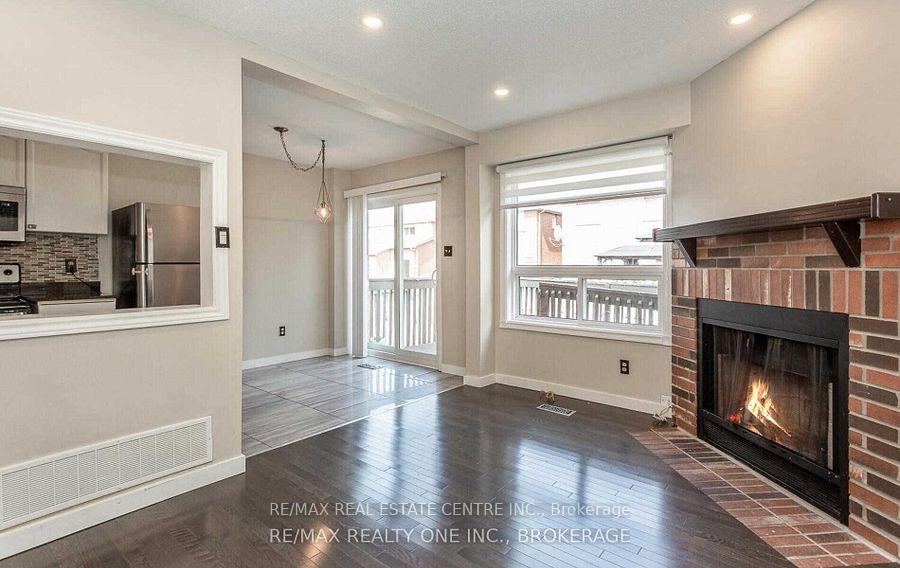 Photo 10 of Unit Upper, 1051 Blizzard Road, Mississauga, East Credit — HOMEH