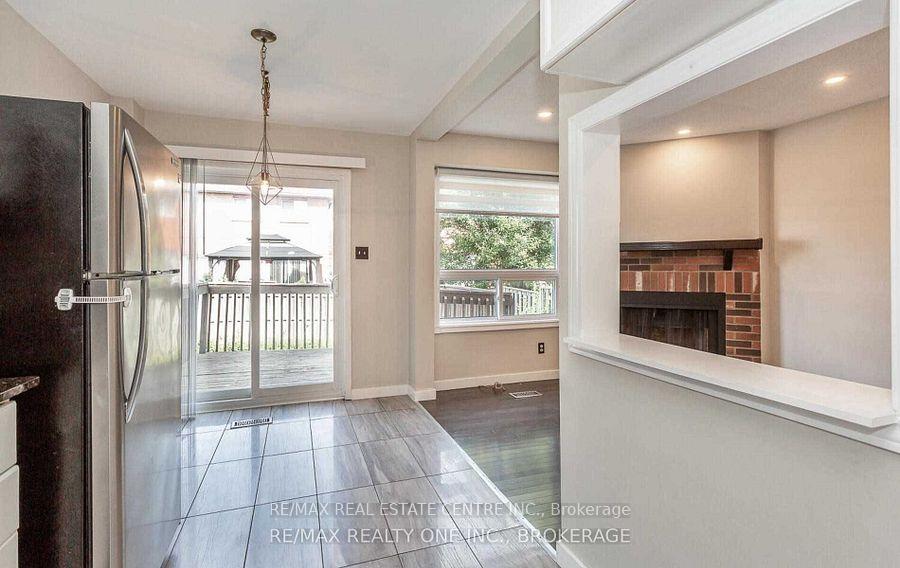 Photo 14 of Unit Upper, 1051 Blizzard Road, Mississauga, East Credit — HOMEH