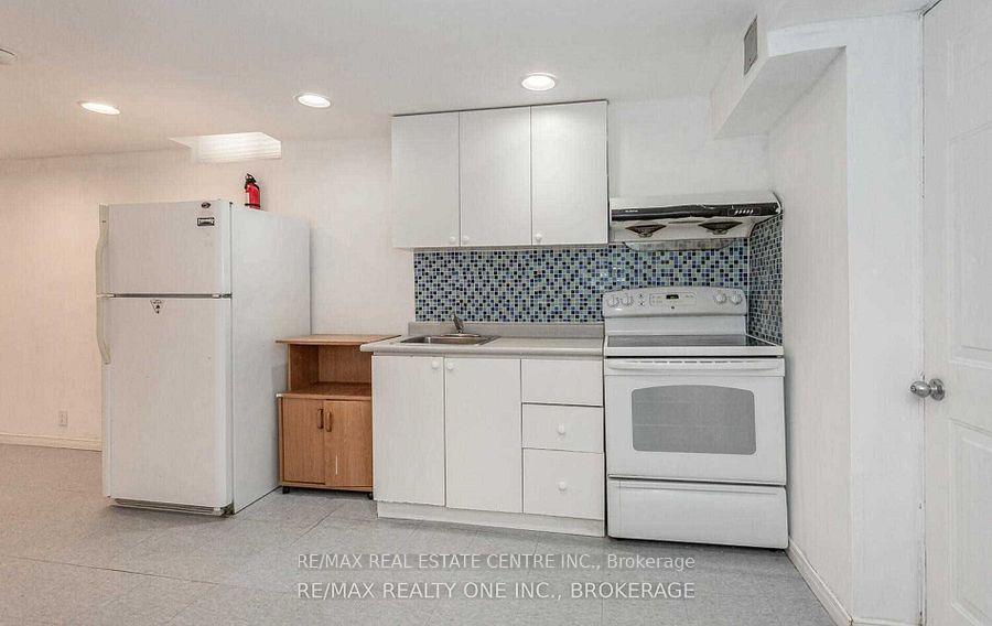 Photo 31 of Unit Upper, 1051 Blizzard Road, Mississauga, East Credit — HOMEH