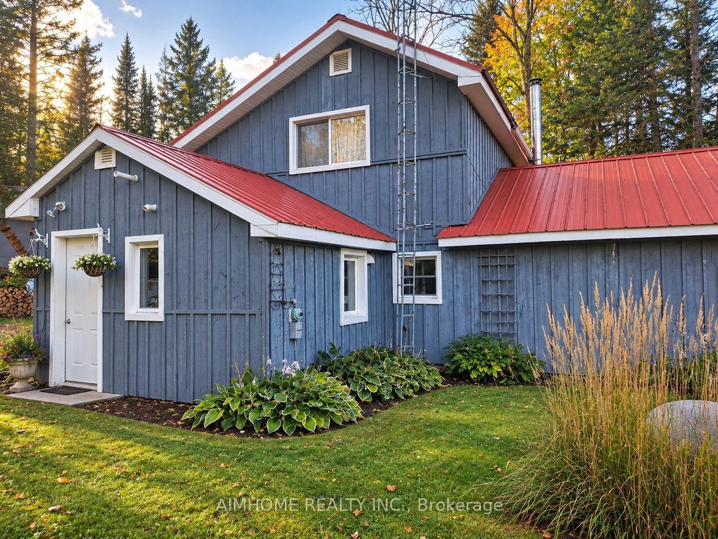 Photo 5 of 18 Bayview Road, Magnetawan, Ahmic Harbour — HOMEH