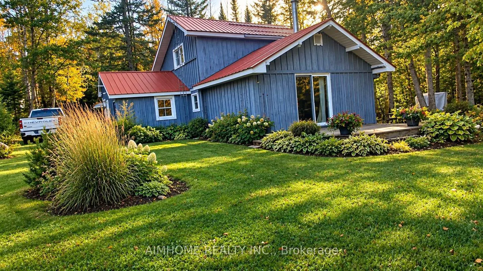 Photo 2 of 18 Bayview Road, Magnetawan, Ahmic Harbour — HOMEH