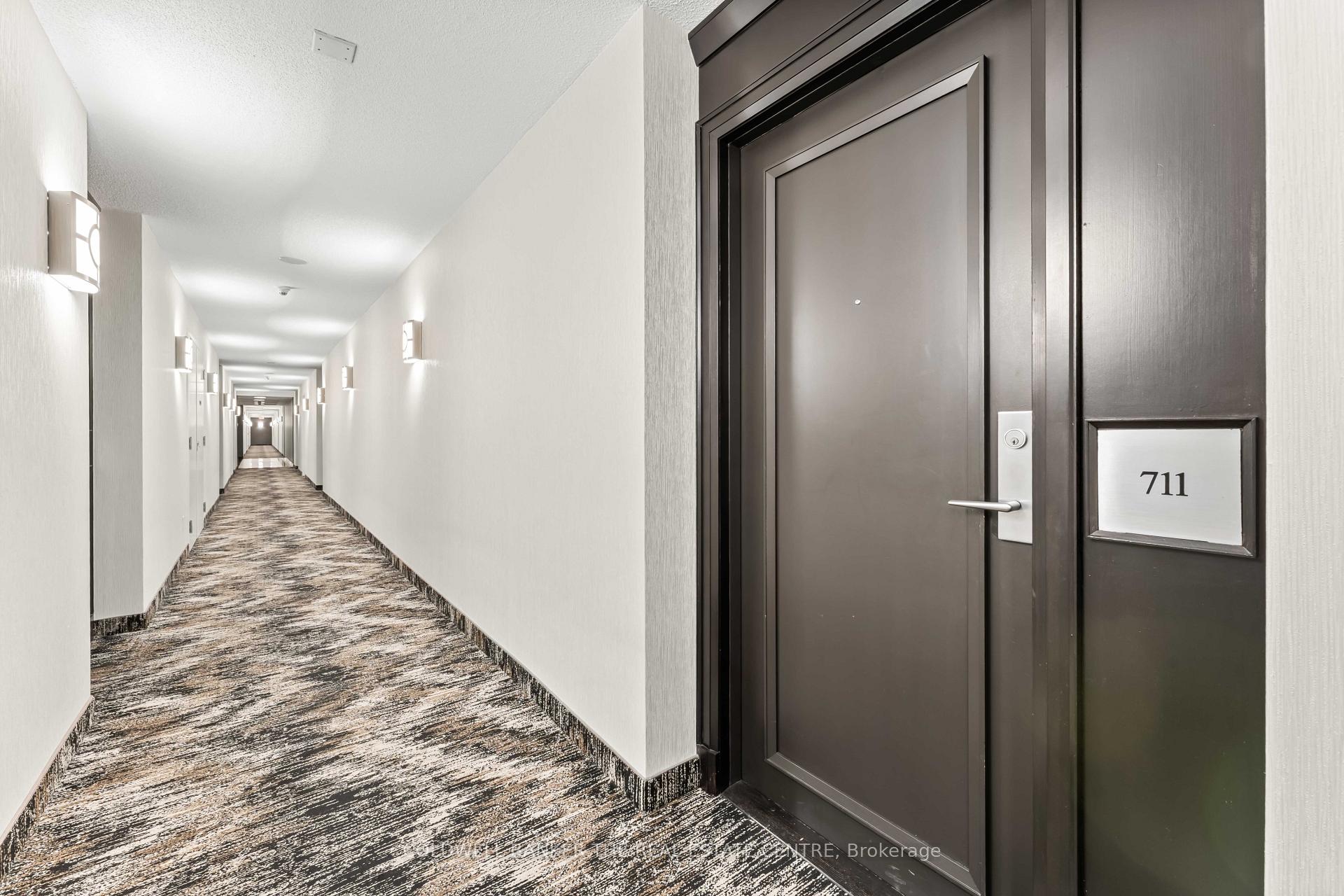 Photo 3 of Unit 711, 1403 Royal York Road, Etobicoke, Humber Heights — HOMEH