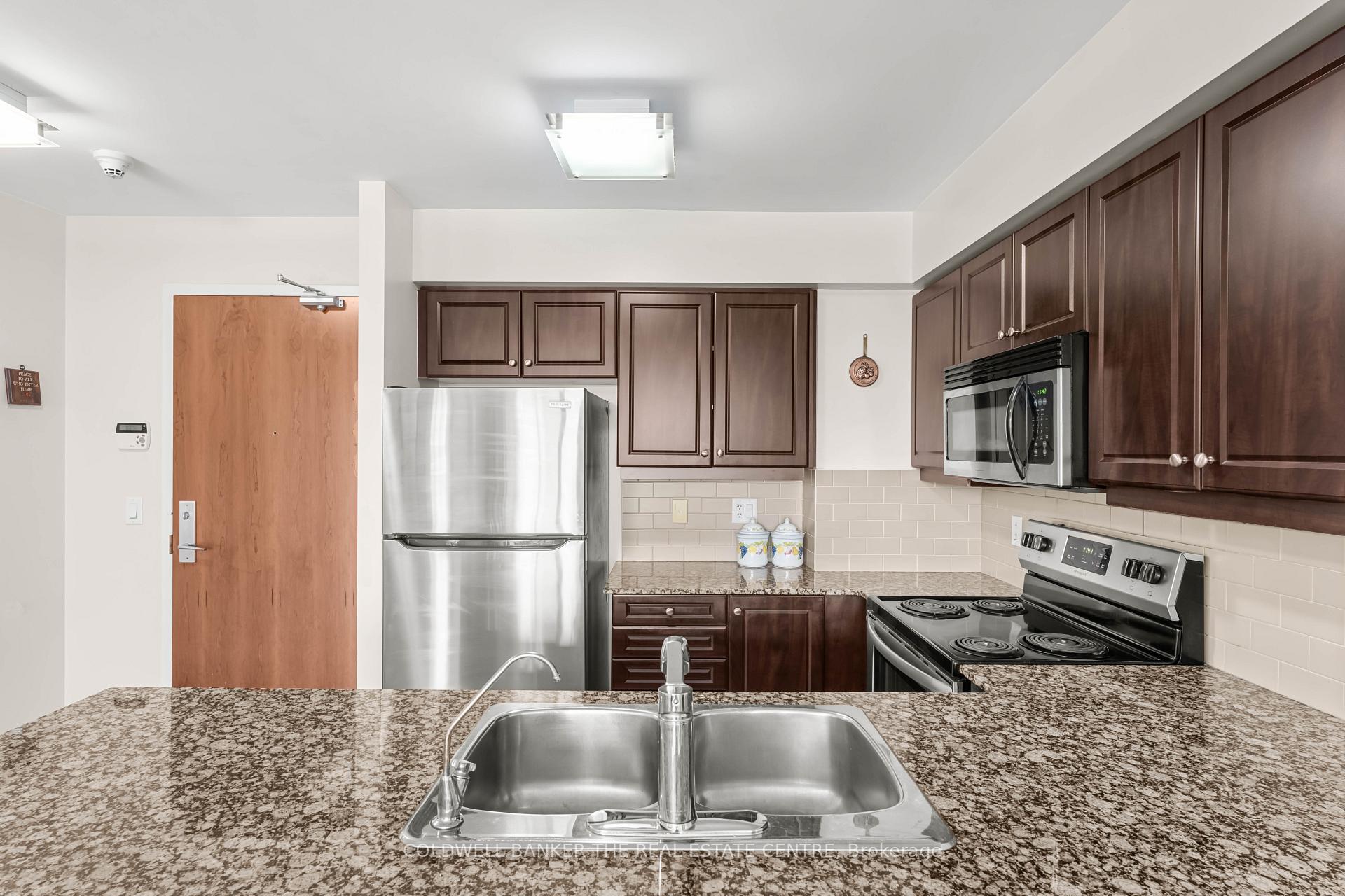 Photo 7 of Unit 711, 1403 Royal York Road, Etobicoke, Humber Heights — HOMEH
