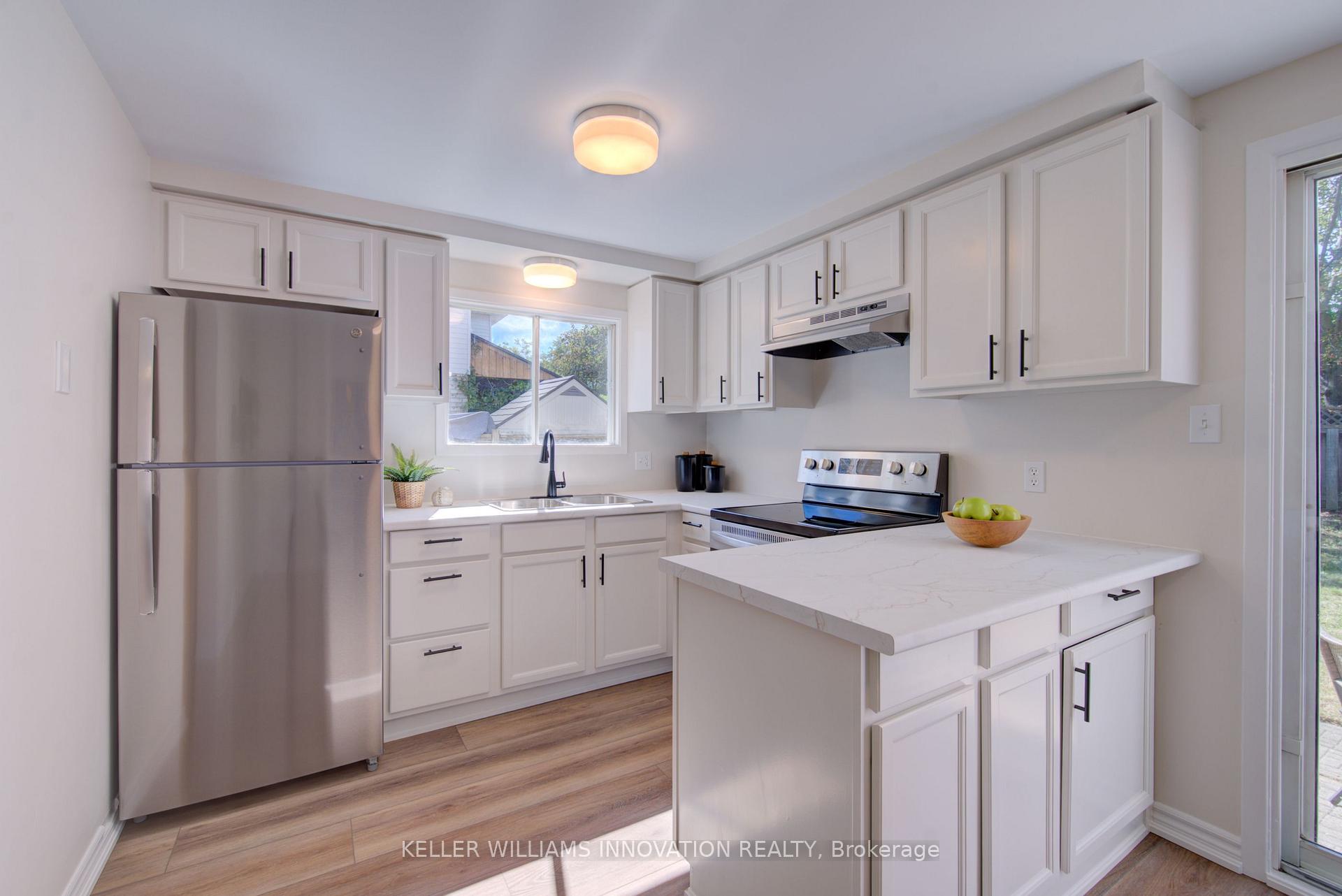 Photo 8 of 39 Connelly Drive, Kitchener, Highland West — HOMEH